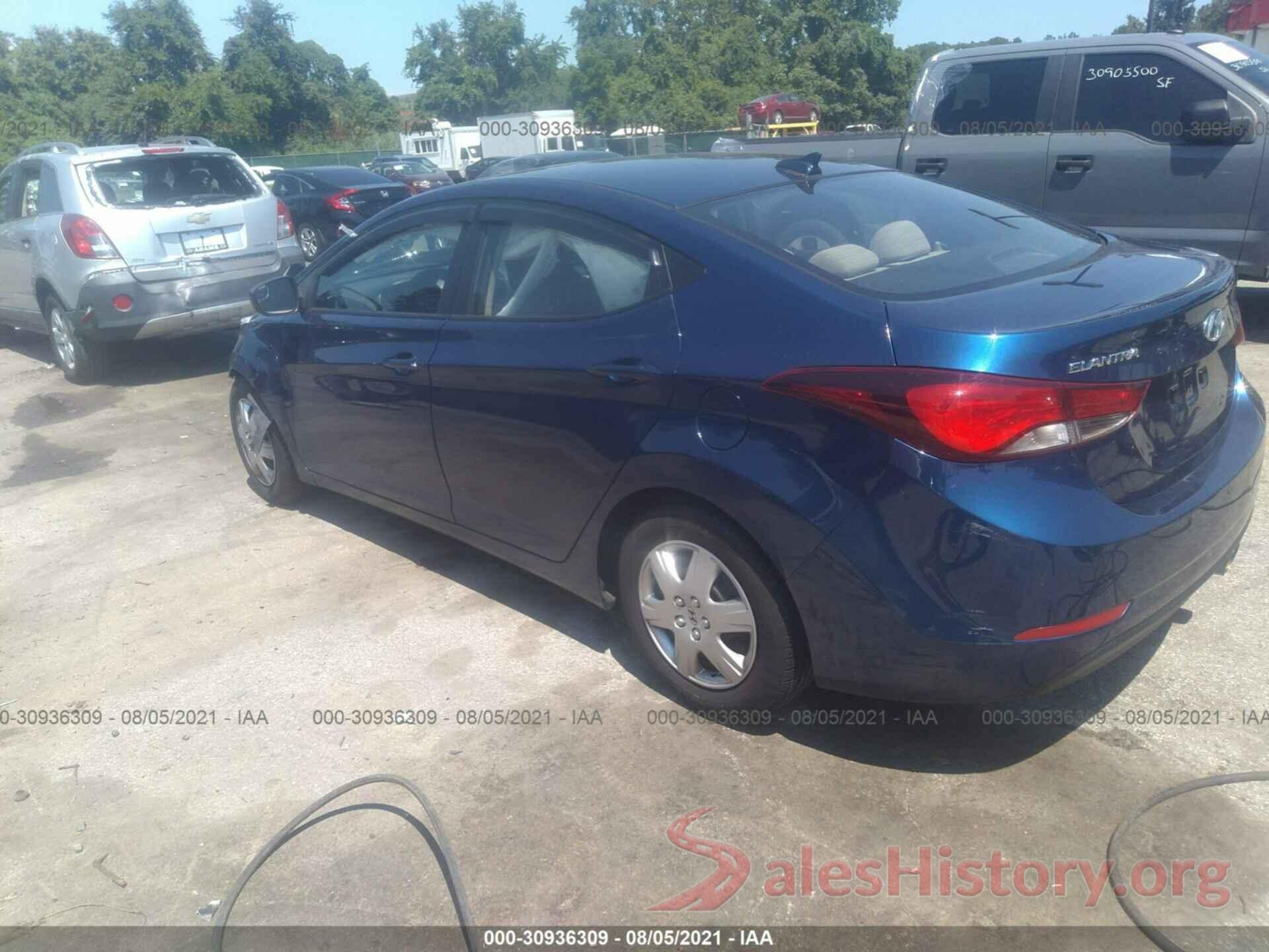 5NPDH4AE3GH782318 2016 HYUNDAI ELANTRA