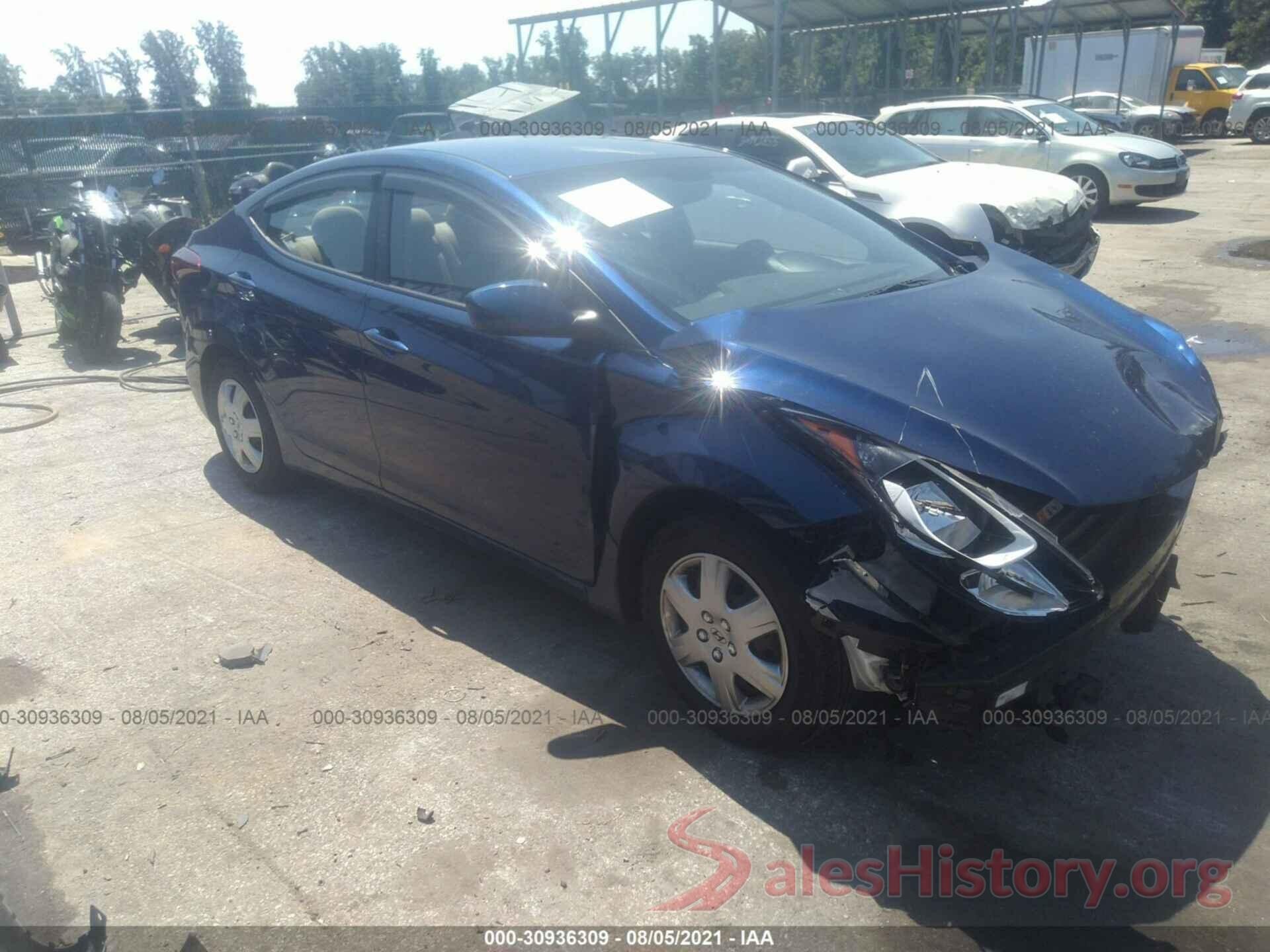 5NPDH4AE3GH782318 2016 HYUNDAI ELANTRA