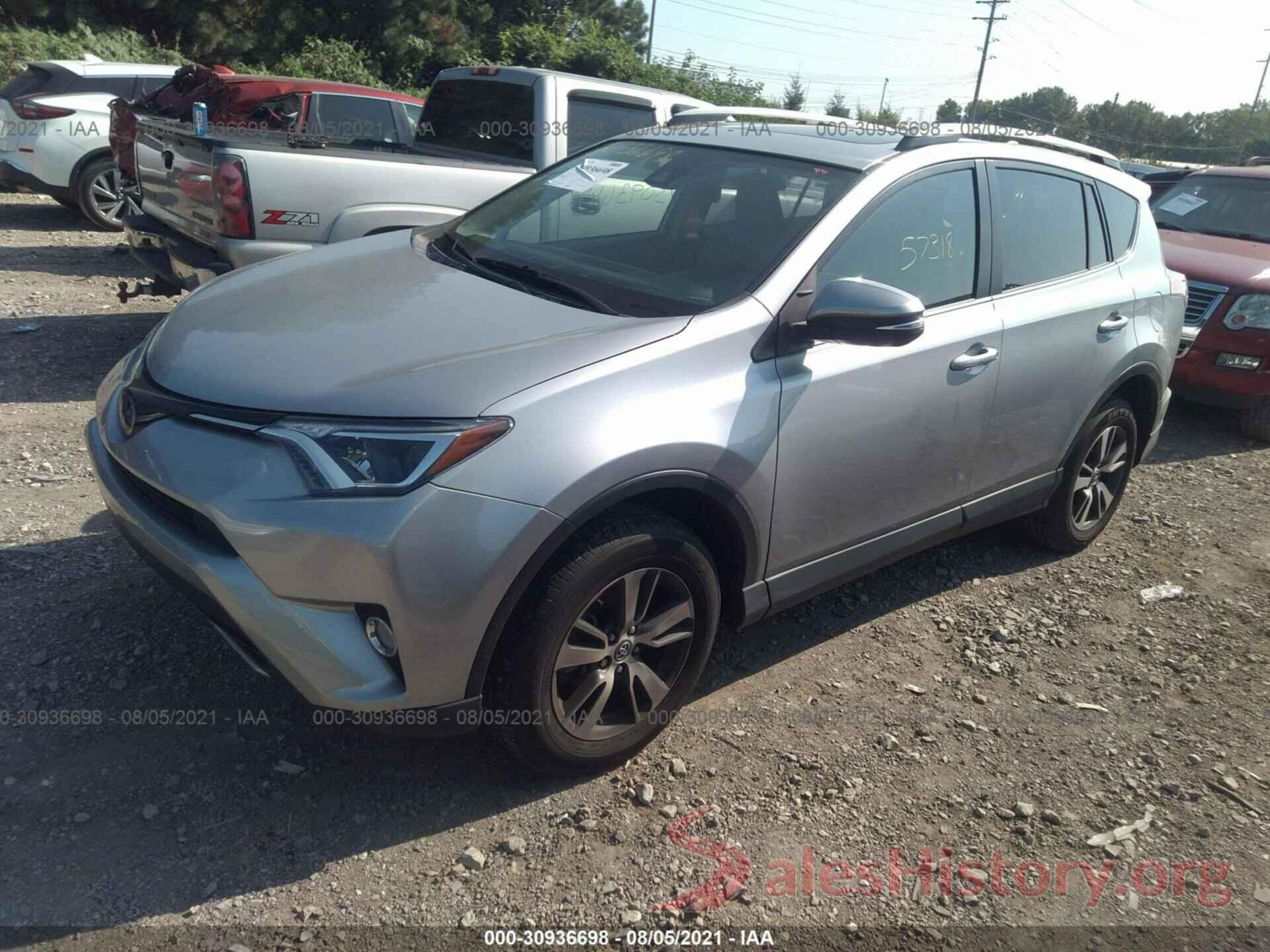 JTMRFREV9JJ236608 2018 TOYOTA RAV4