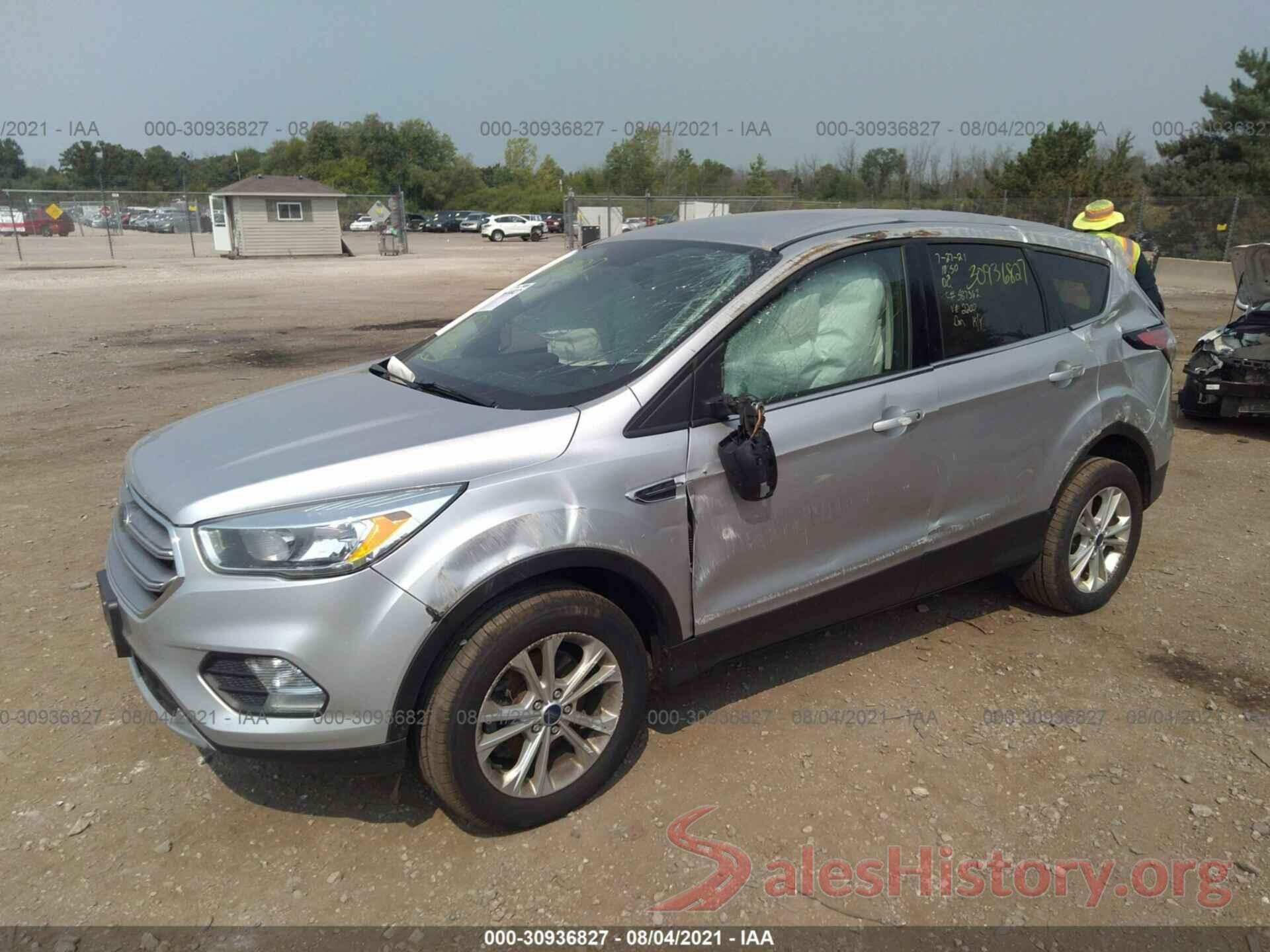 1FMCU9GD6HUC32200 2017 FORD ESCAPE