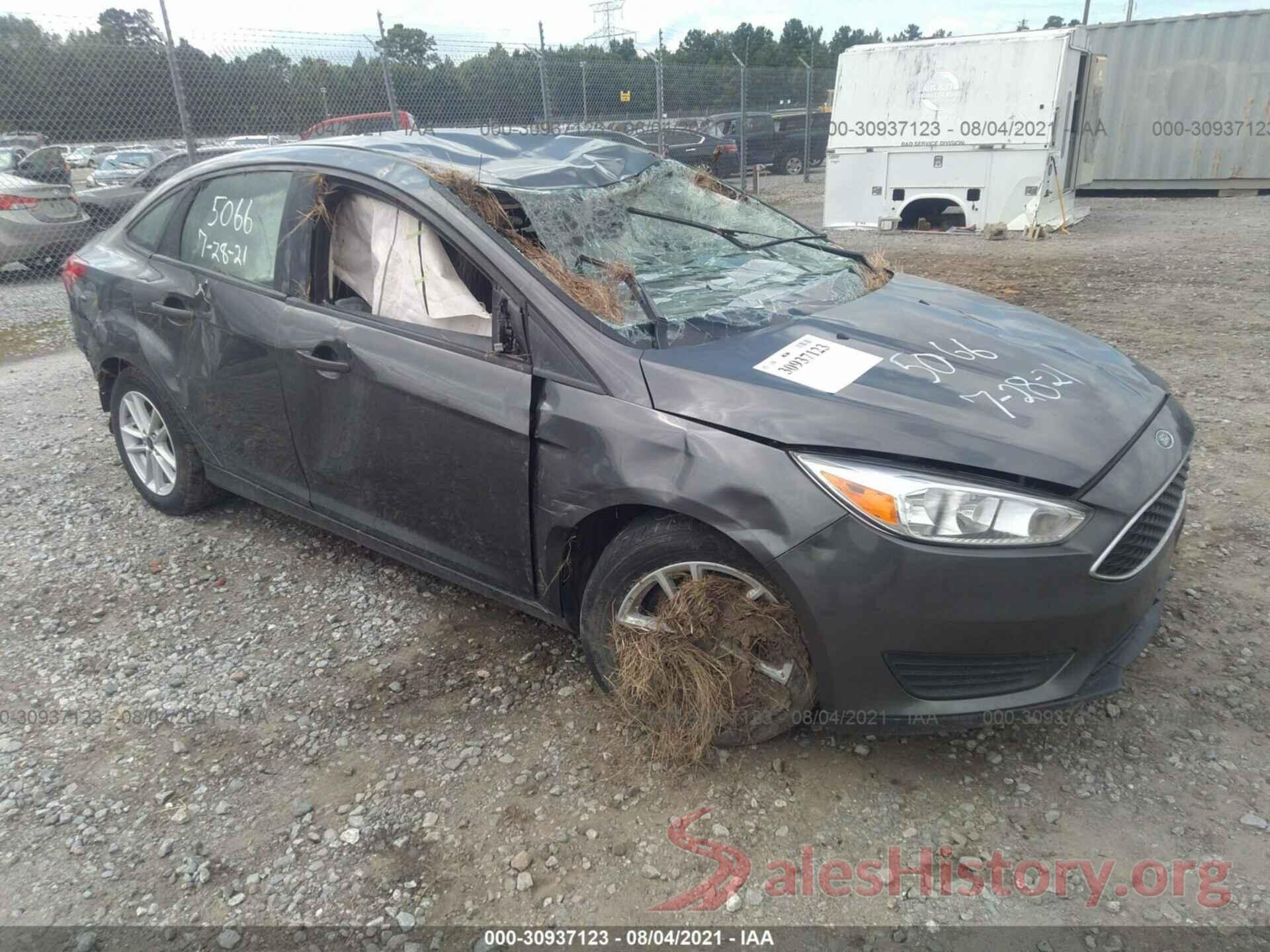 1FADP3F28JL265066 2018 FORD FOCUS