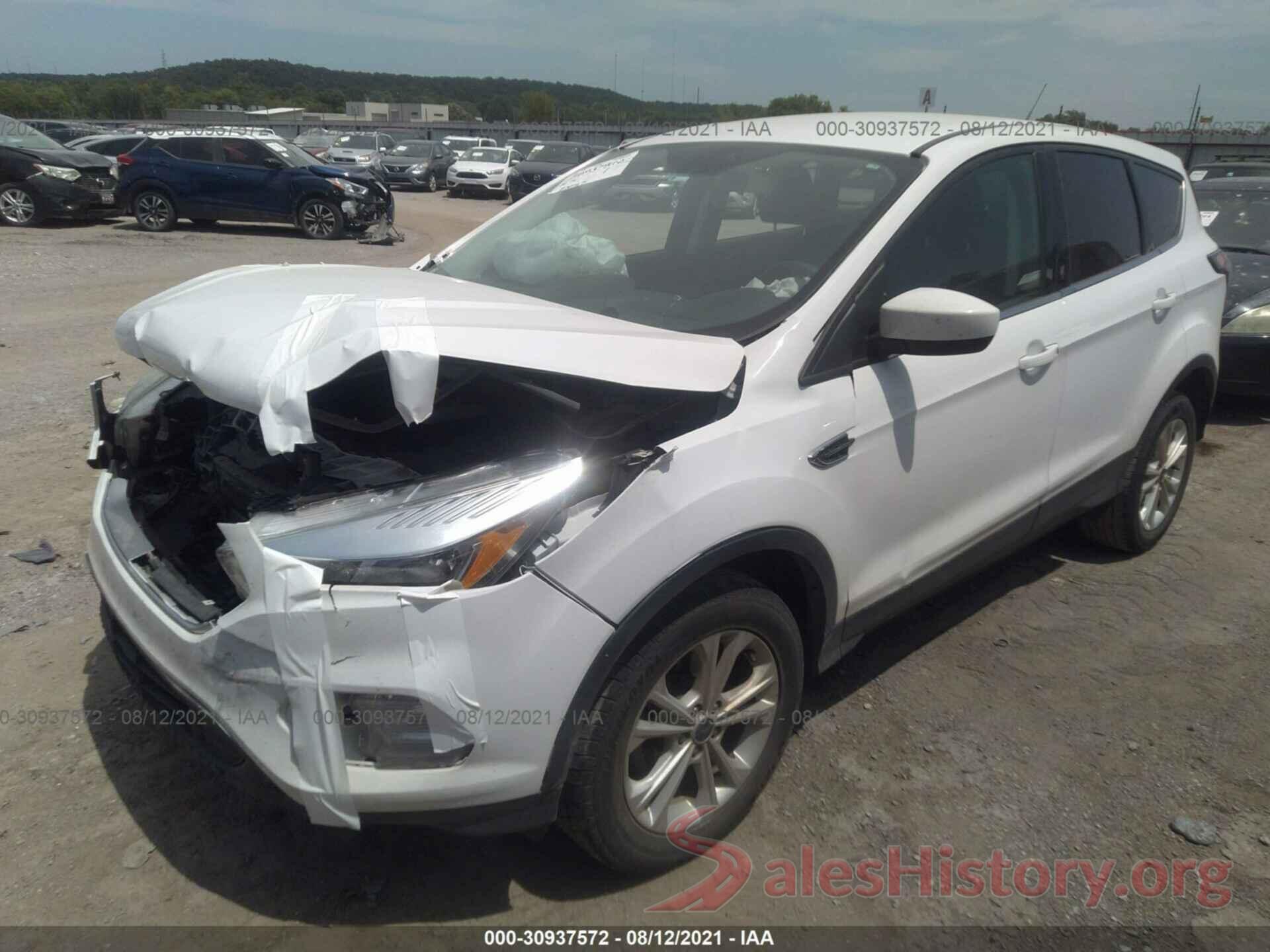 1FMCU0GD3HUE37887 2017 FORD ESCAPE