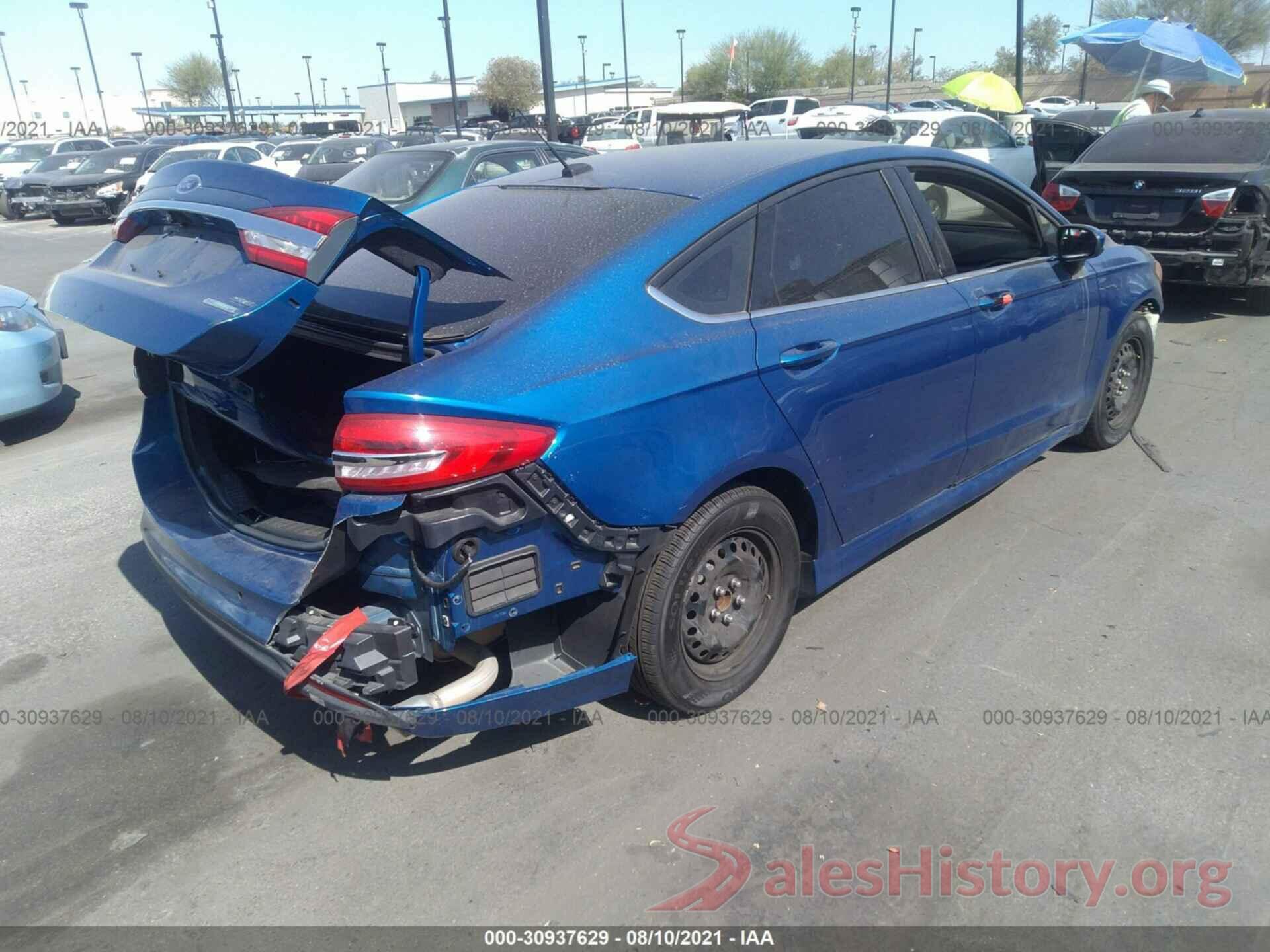 3FA6P0HD0JR136813 2018 FORD FUSION