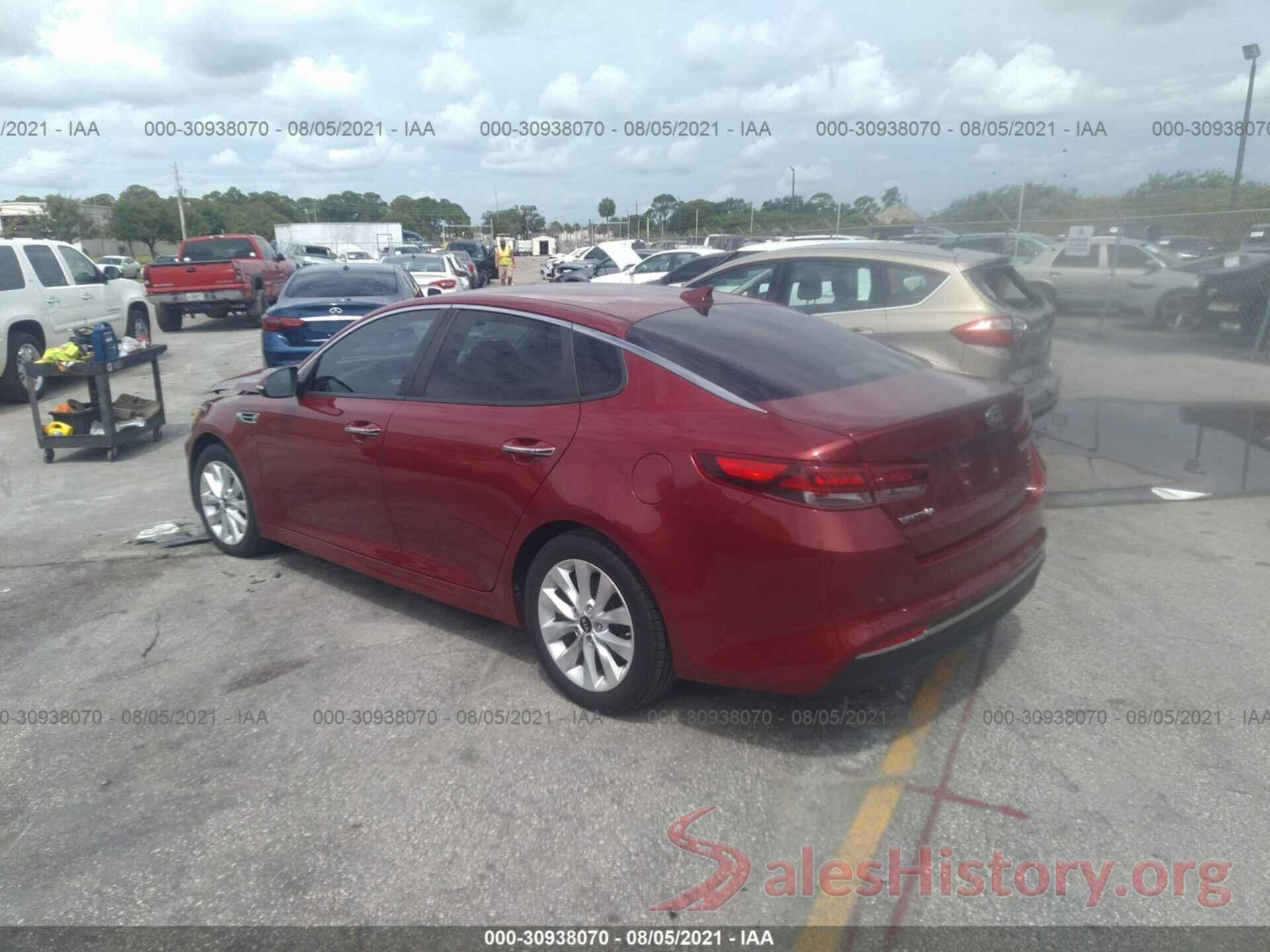 5XXGT4L30JG221732 2018 KIA OPTIMA