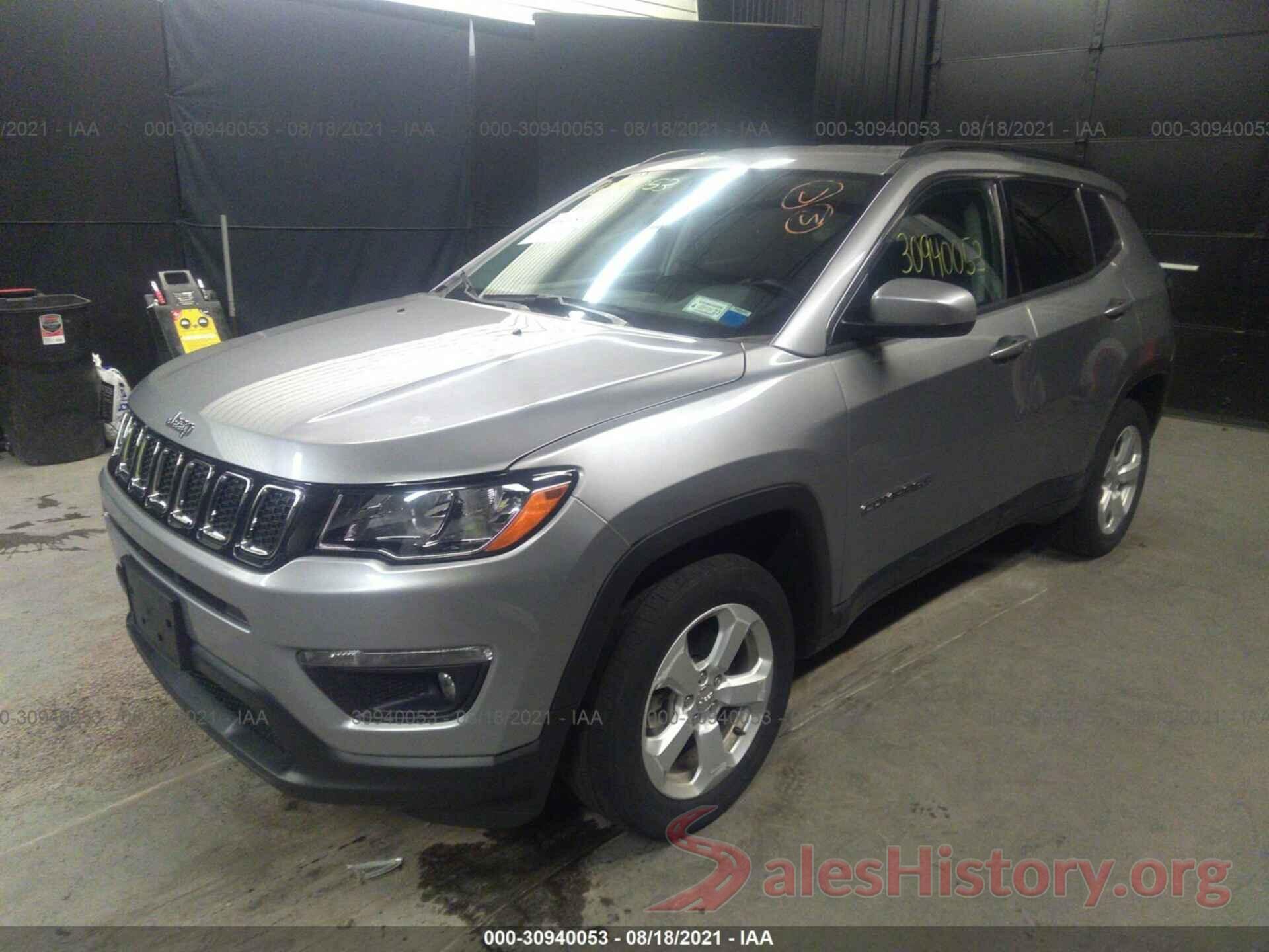 3C4NJDBB2JT435258 2018 JEEP COMPASS