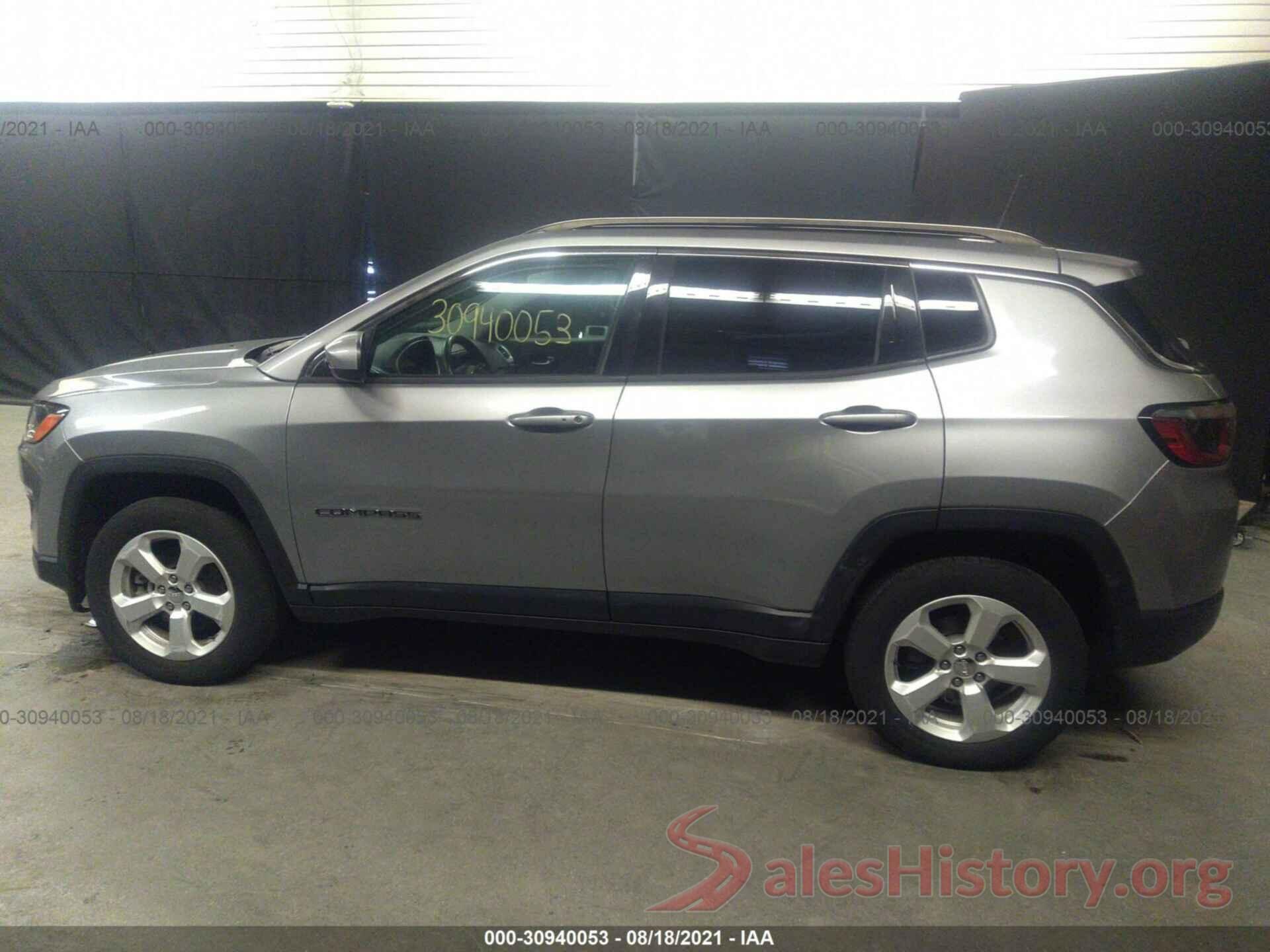 3C4NJDBB2JT435258 2018 JEEP COMPASS