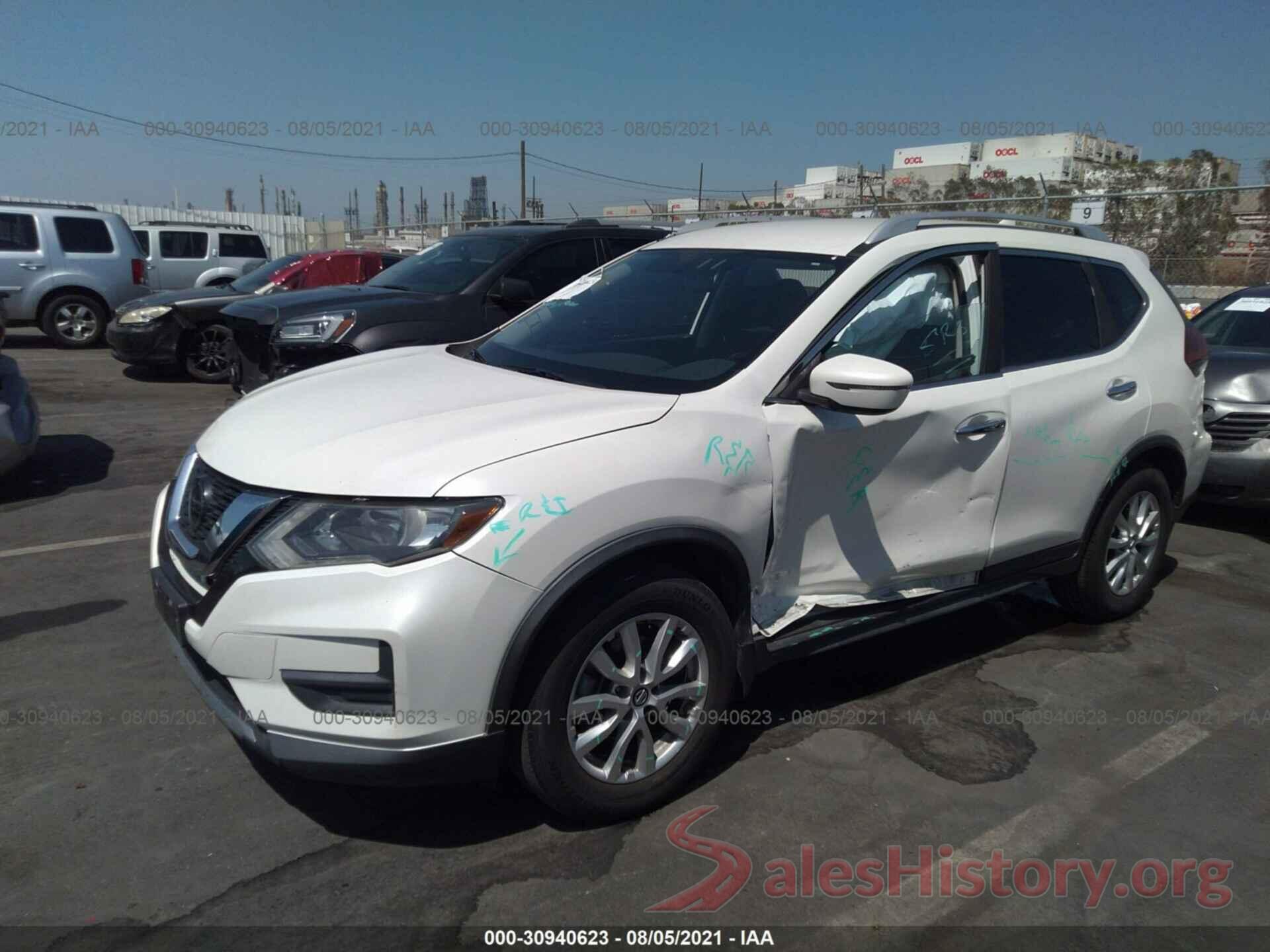 JN8AT2MT2JW459125 2018 NISSAN ROGUE