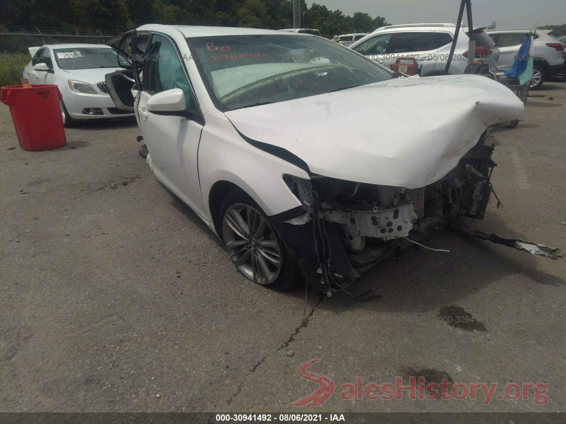 4T1BF1FK1GU133533 2016 TOYOTA CAMRY