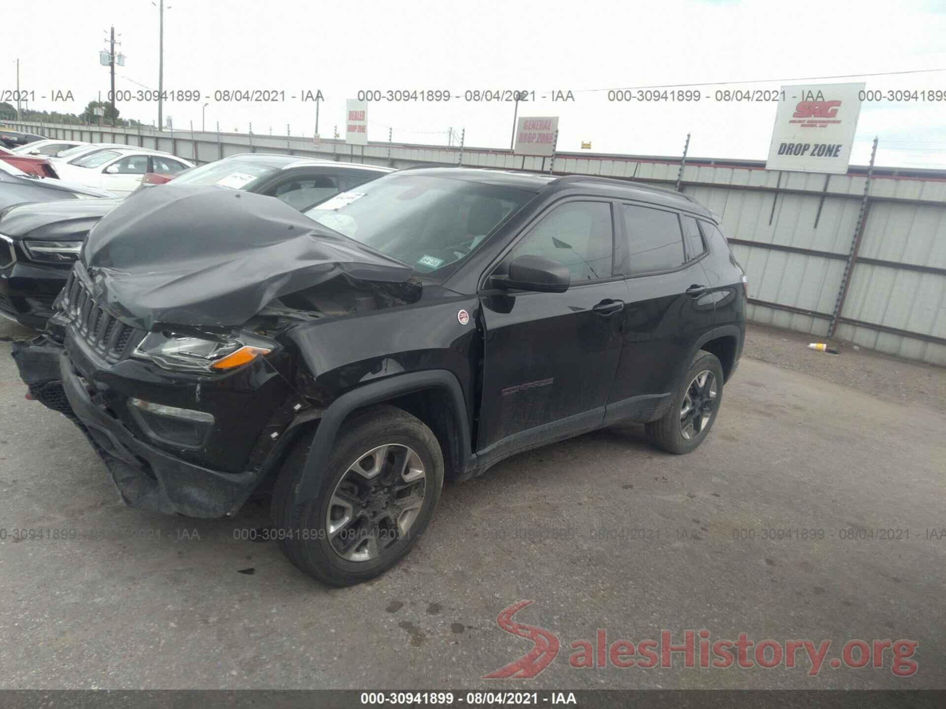 3C4NJDDB9JT232493 2018 JEEP COMPASS