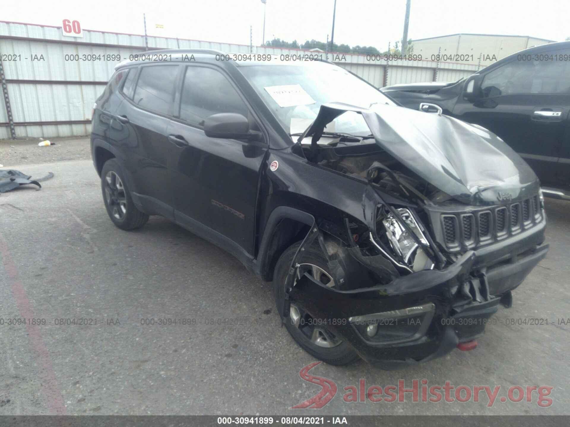 3C4NJDDB9JT232493 2018 JEEP COMPASS