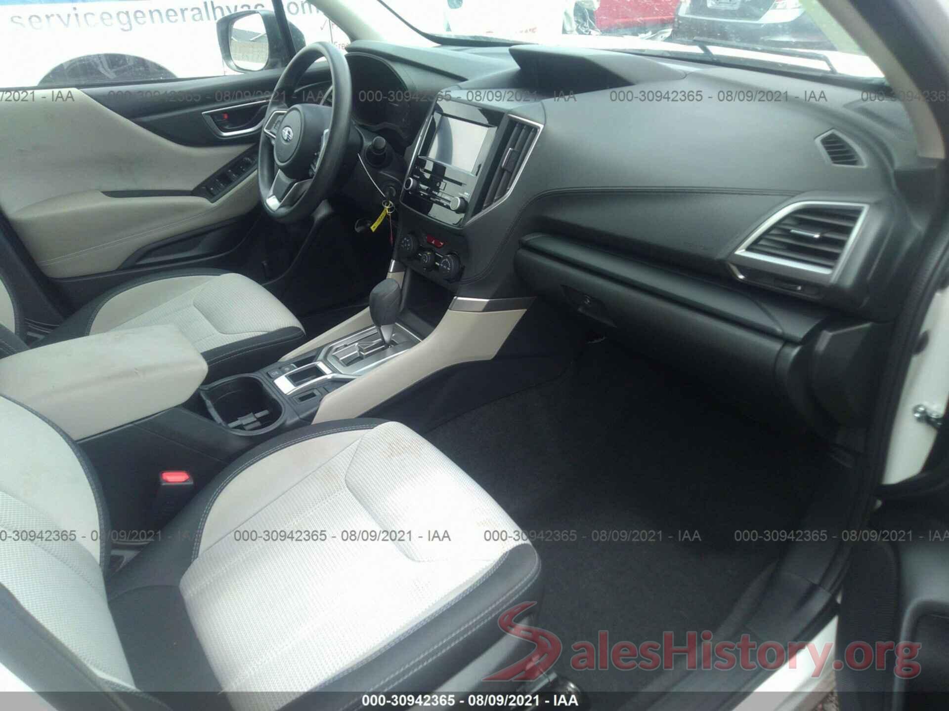 JF2SKACC1KH517747 2019 SUBARU FORESTER