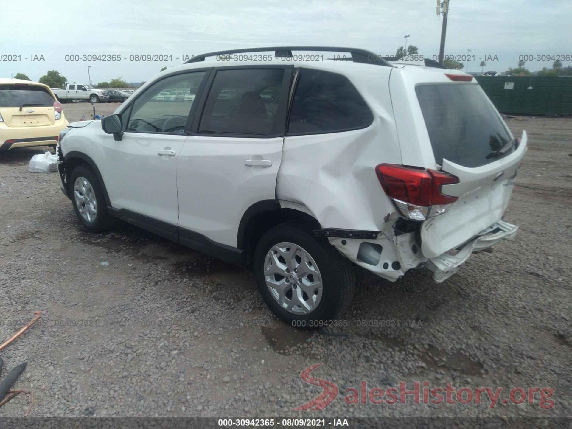 JF2SKACC1KH517747 2019 SUBARU FORESTER