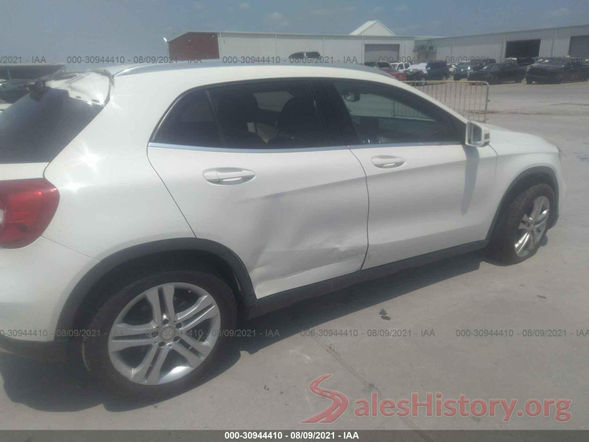 WDCTG4EB5JJ371624 2018 MERCEDES-BENZ GLA