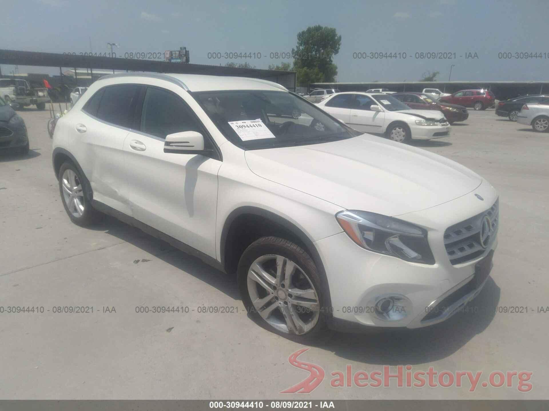 WDCTG4EB5JJ371624 2018 MERCEDES-BENZ GLA