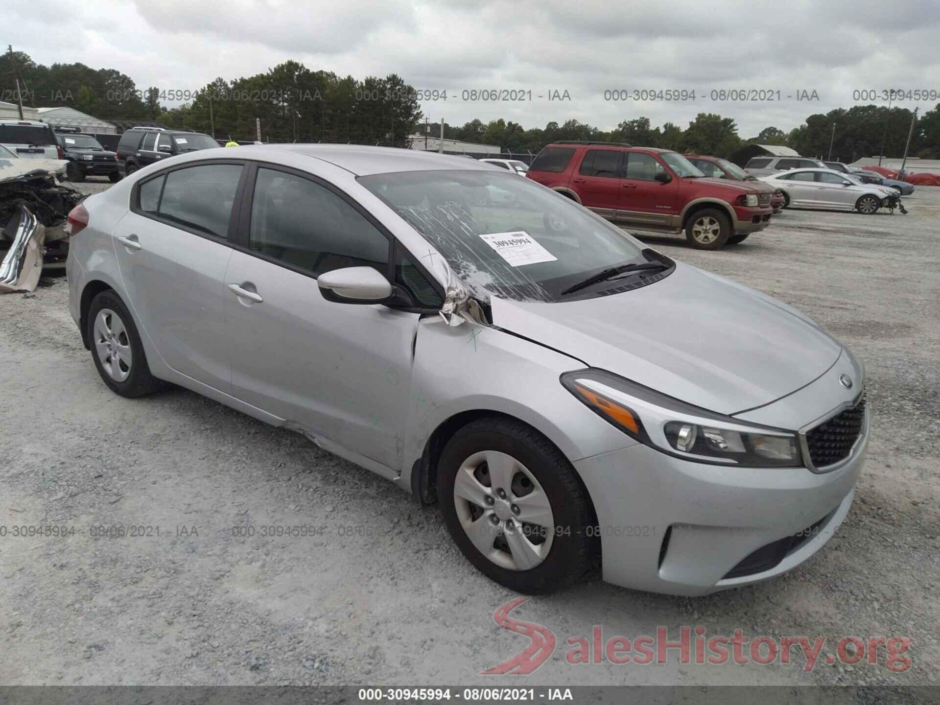 3KPFK4A73HE077181 2017 KIA FORTE