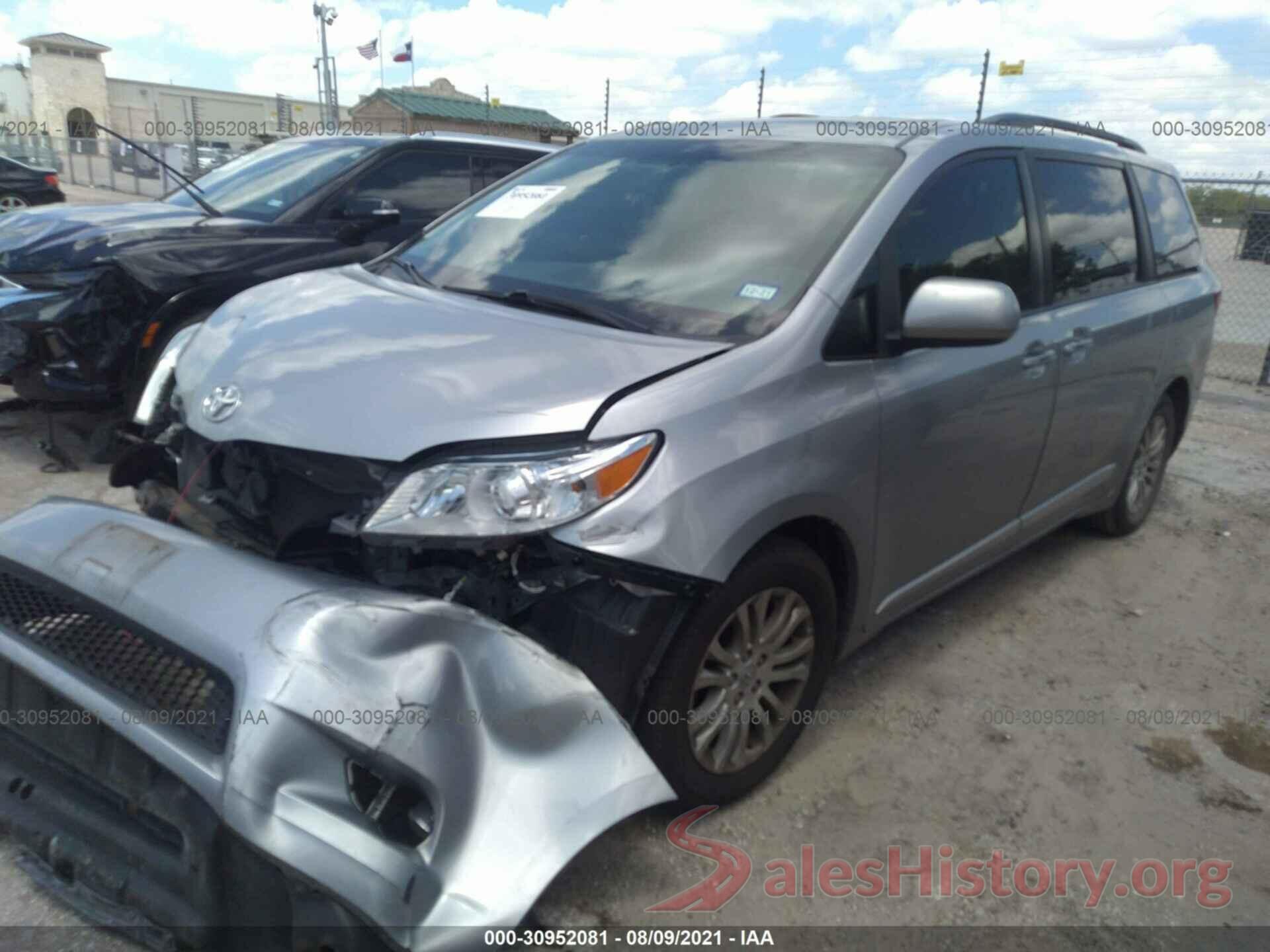 5TDYZ3DC0HS893617 2017 TOYOTA SIENNA