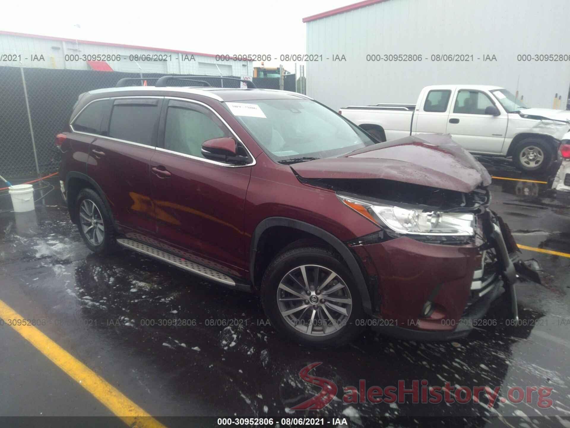 5TDKZRFH5JS260540 2018 TOYOTA HIGHLANDER