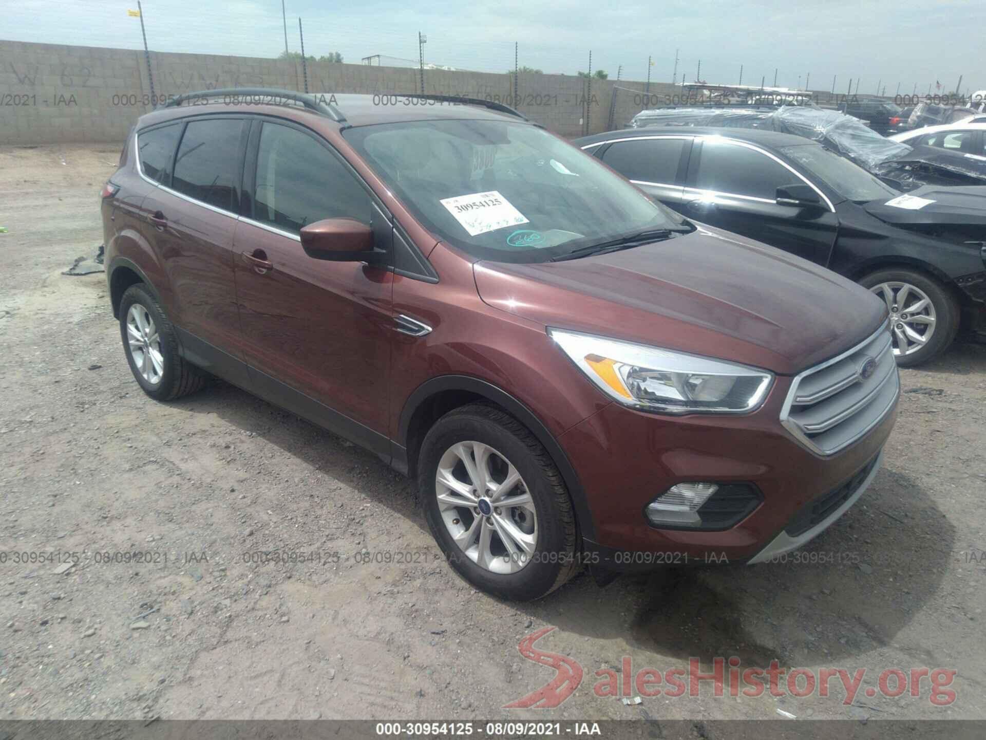 1FMCU9GD7JUB15246 2018 FORD ESCAPE