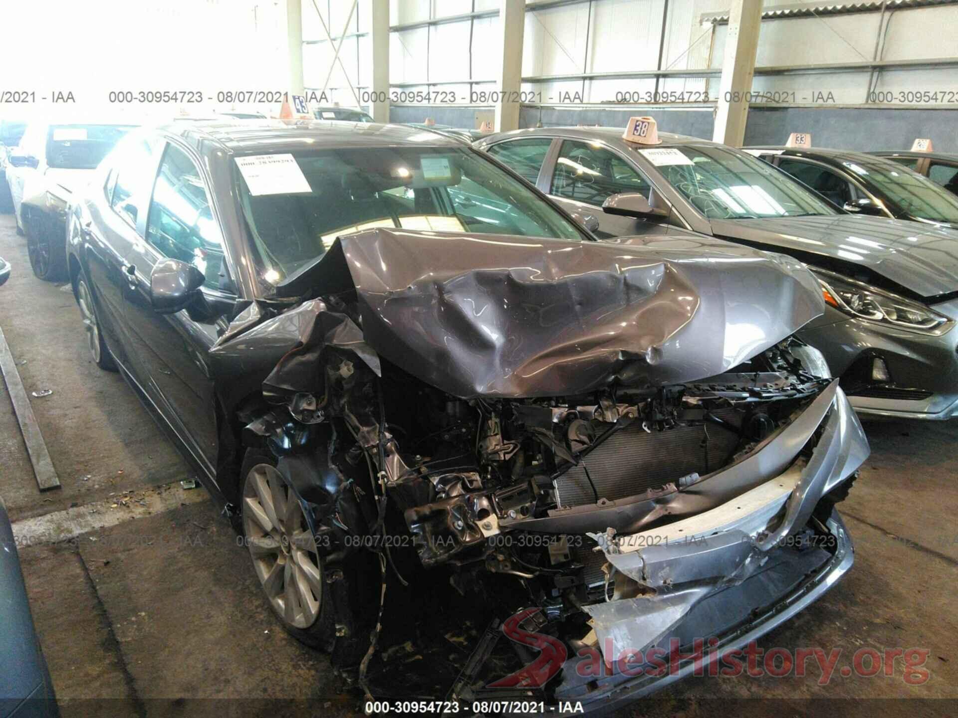 000B11HK1KU215105 2019 TOYOTA CAMRY