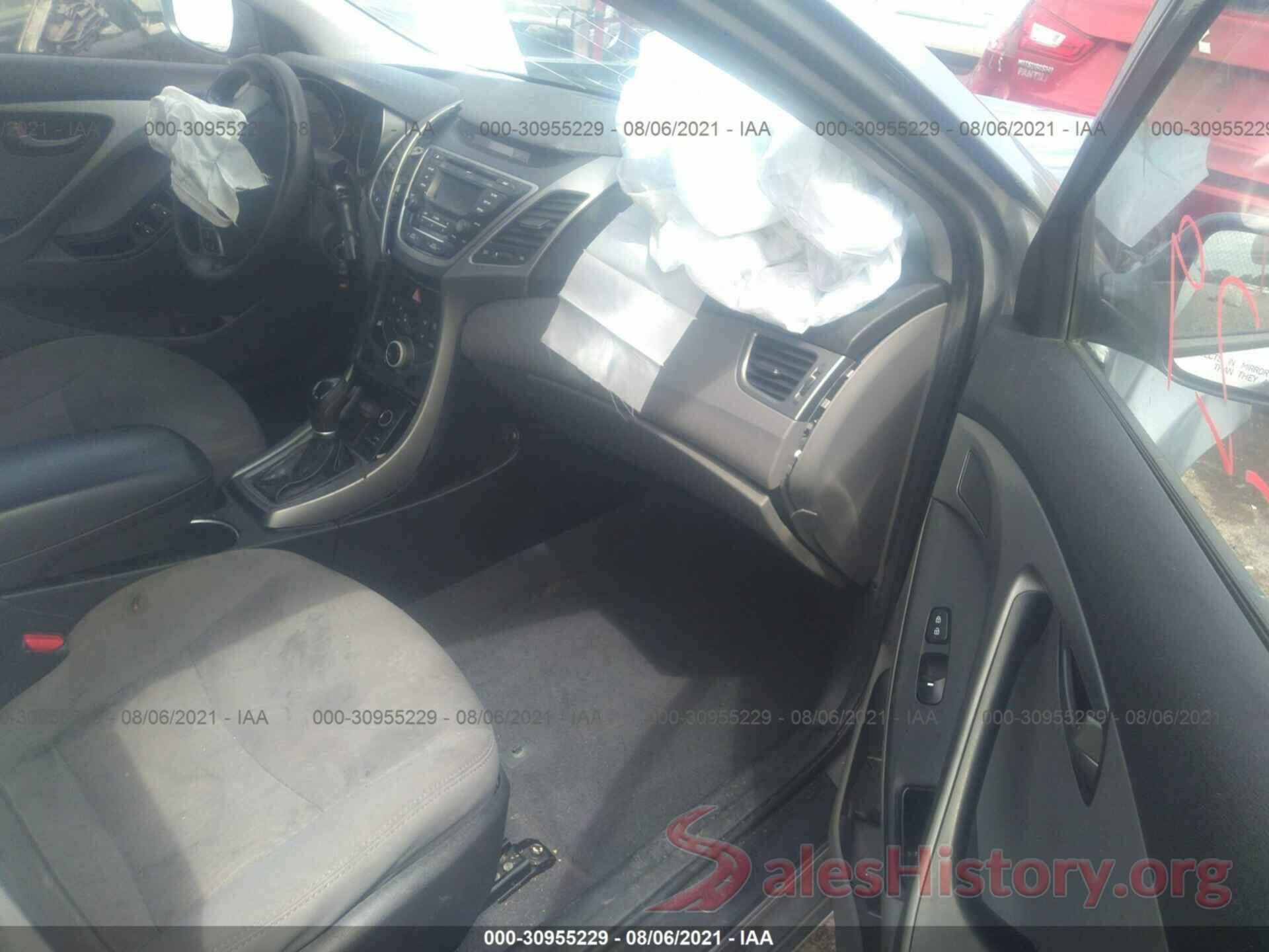 5NPDH4AE9GH666301 2016 HYUNDAI ELANTRA