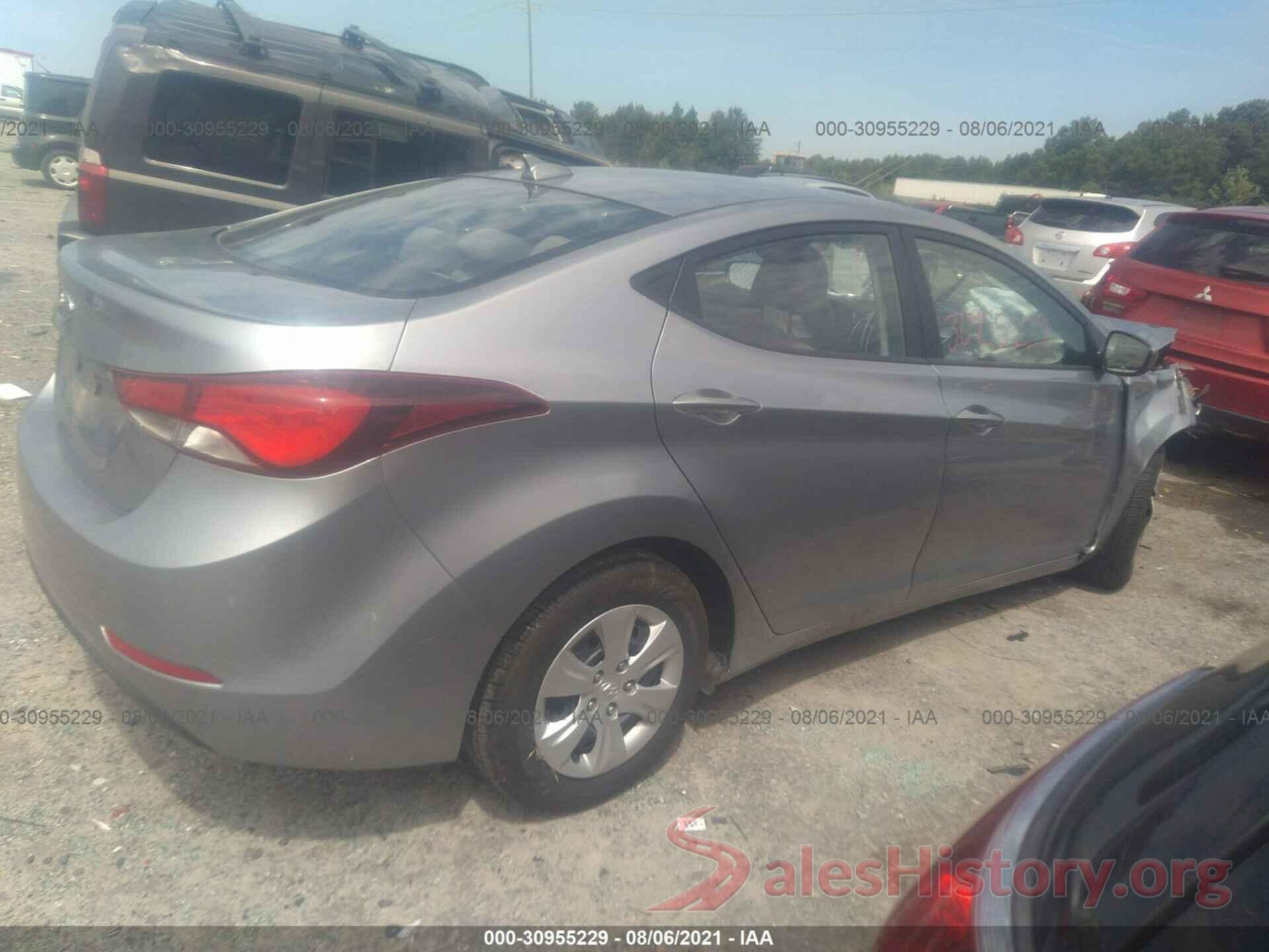 5NPDH4AE9GH666301 2016 HYUNDAI ELANTRA