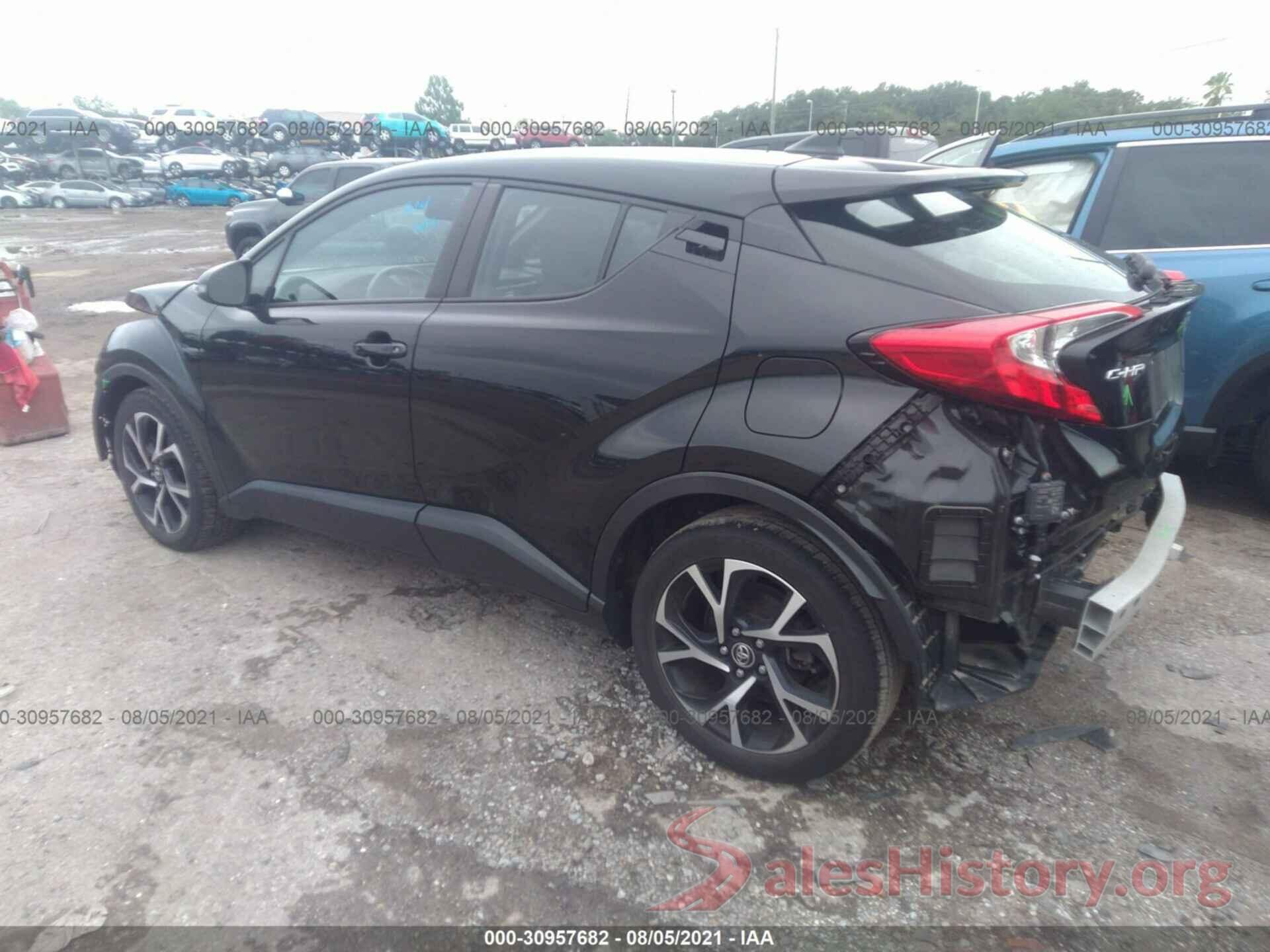 NMTKHMBXXJR035130 2018 TOYOTA C-HR