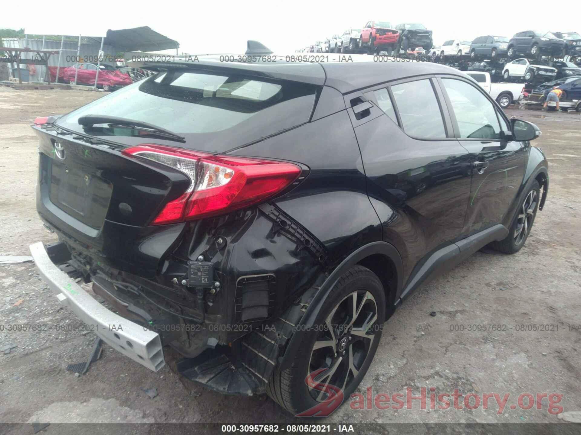 NMTKHMBXXJR035130 2018 TOYOTA C-HR