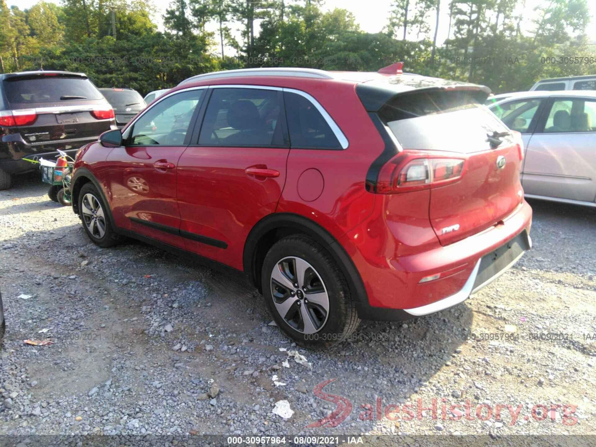 KNDCE3LC7J5111848 2018 KIA NIRO