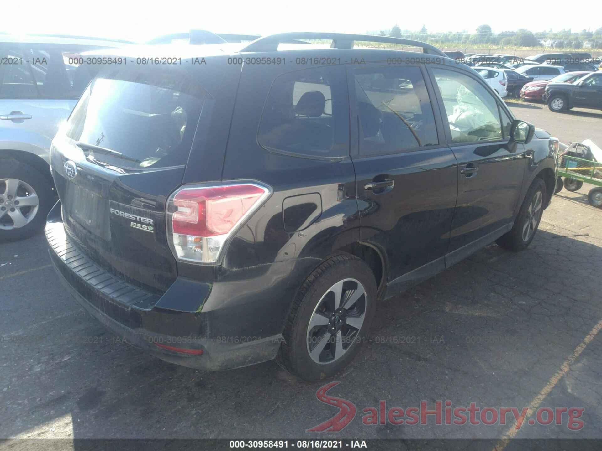 JF2SJAGC0HH527210 2017 SUBARU FORESTER