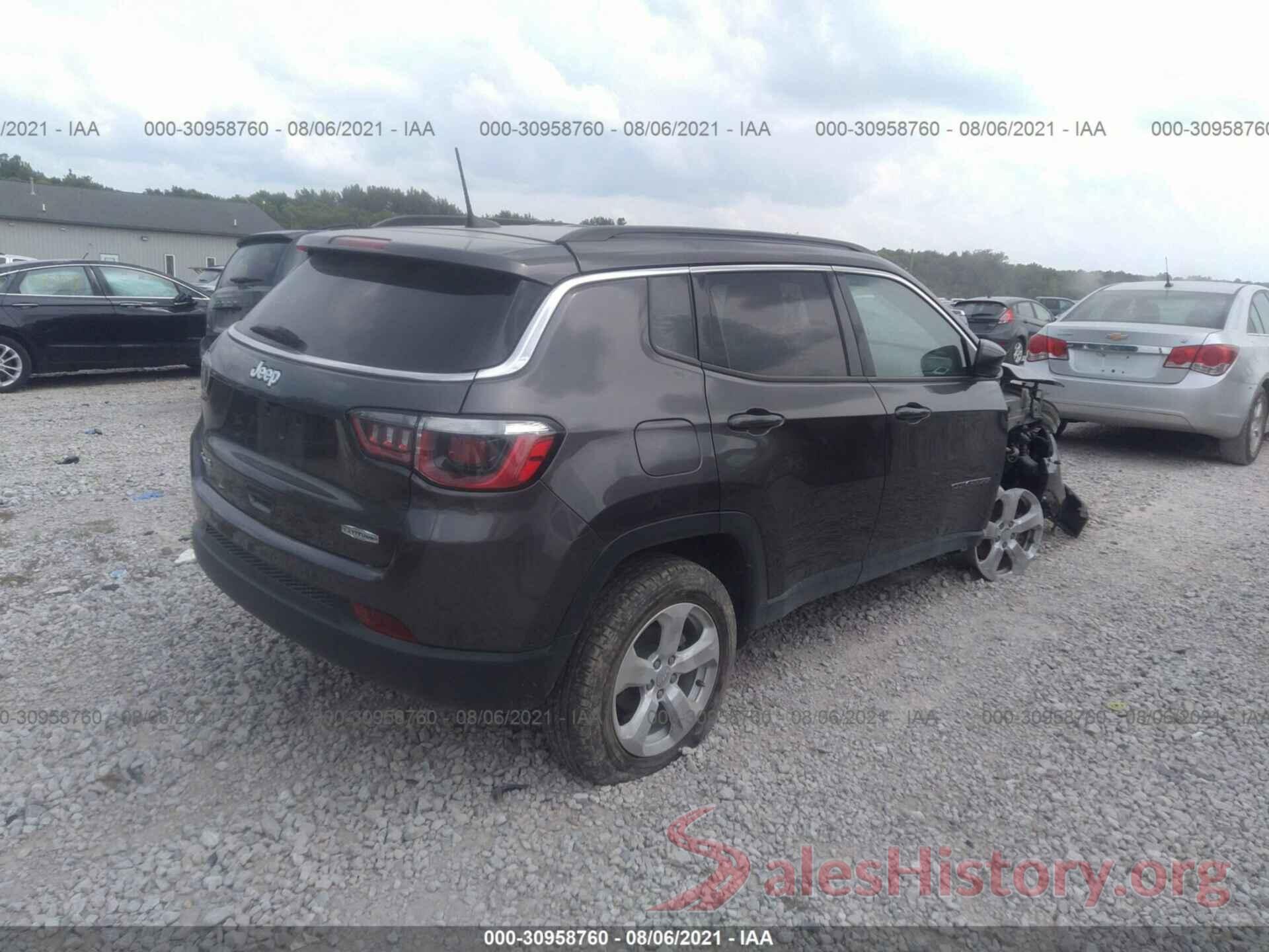 3C4NJDBB2JT114658 2018 JEEP COMPASS