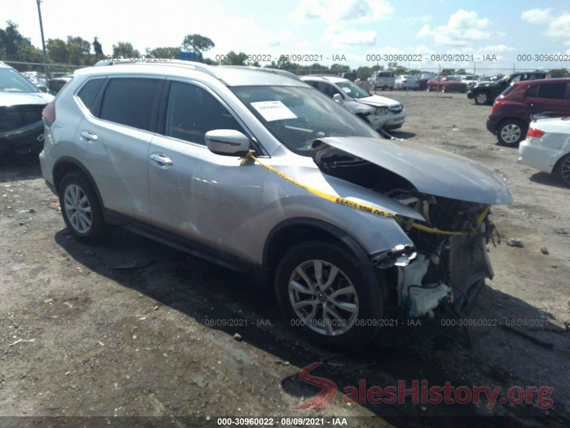 KNMAT2MT7JP525366 2018 NISSAN ROGUE