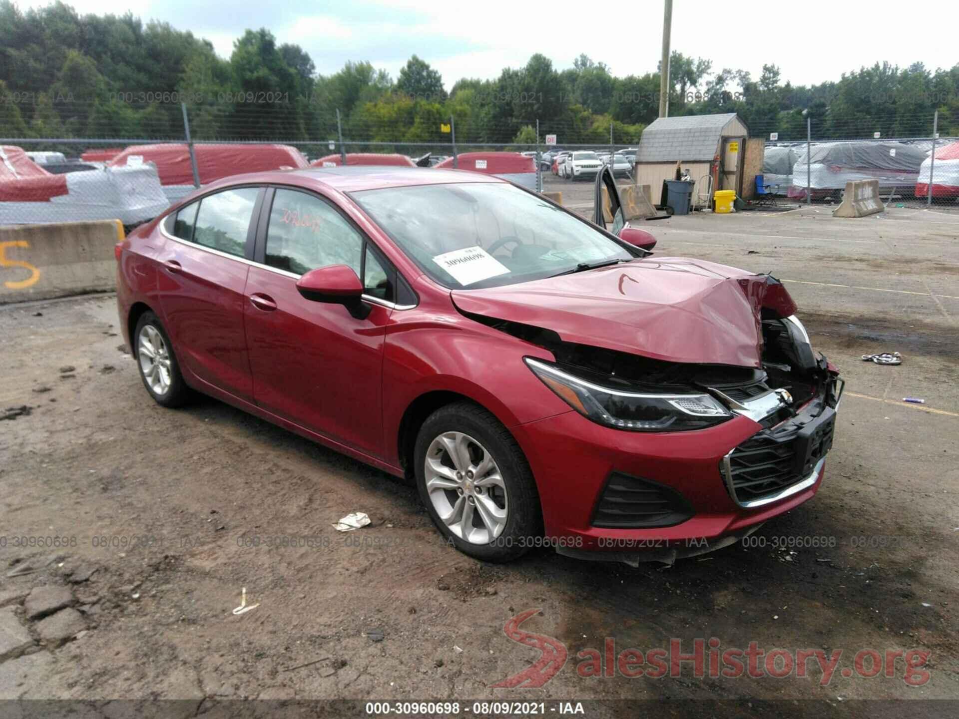 1G1BE5SM0K7135442 2019 CHEVROLET CRUZE