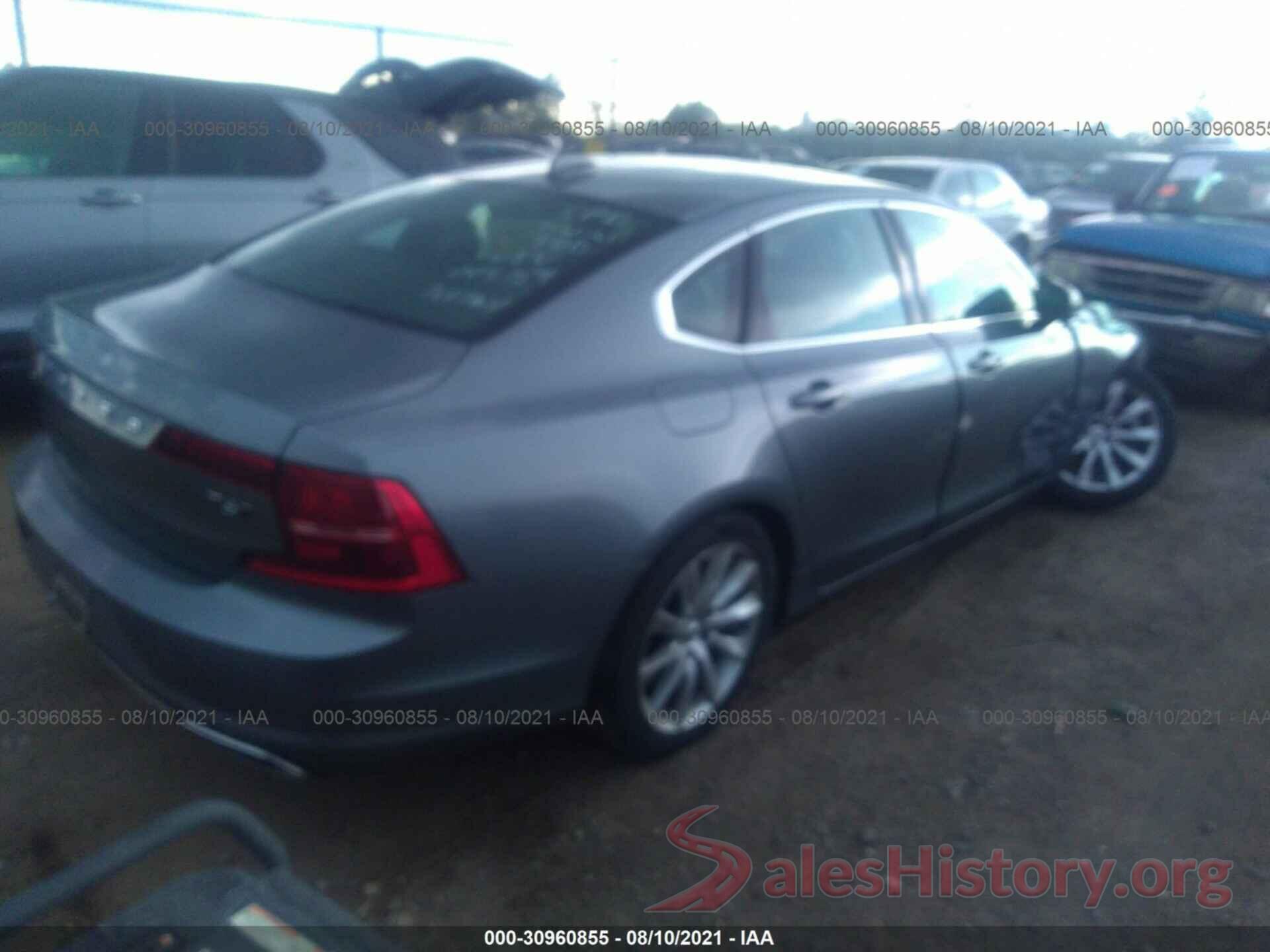 YV1A22MKXH1005759 2017 VOLVO S90