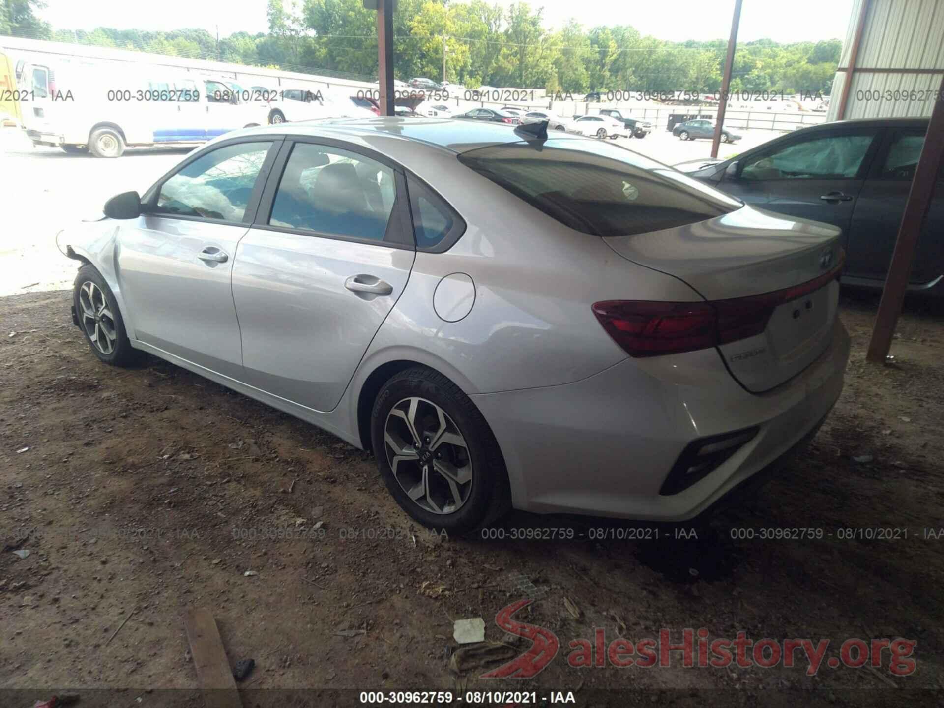 3KPF24AD0ME266855 2021 KIA FORTE