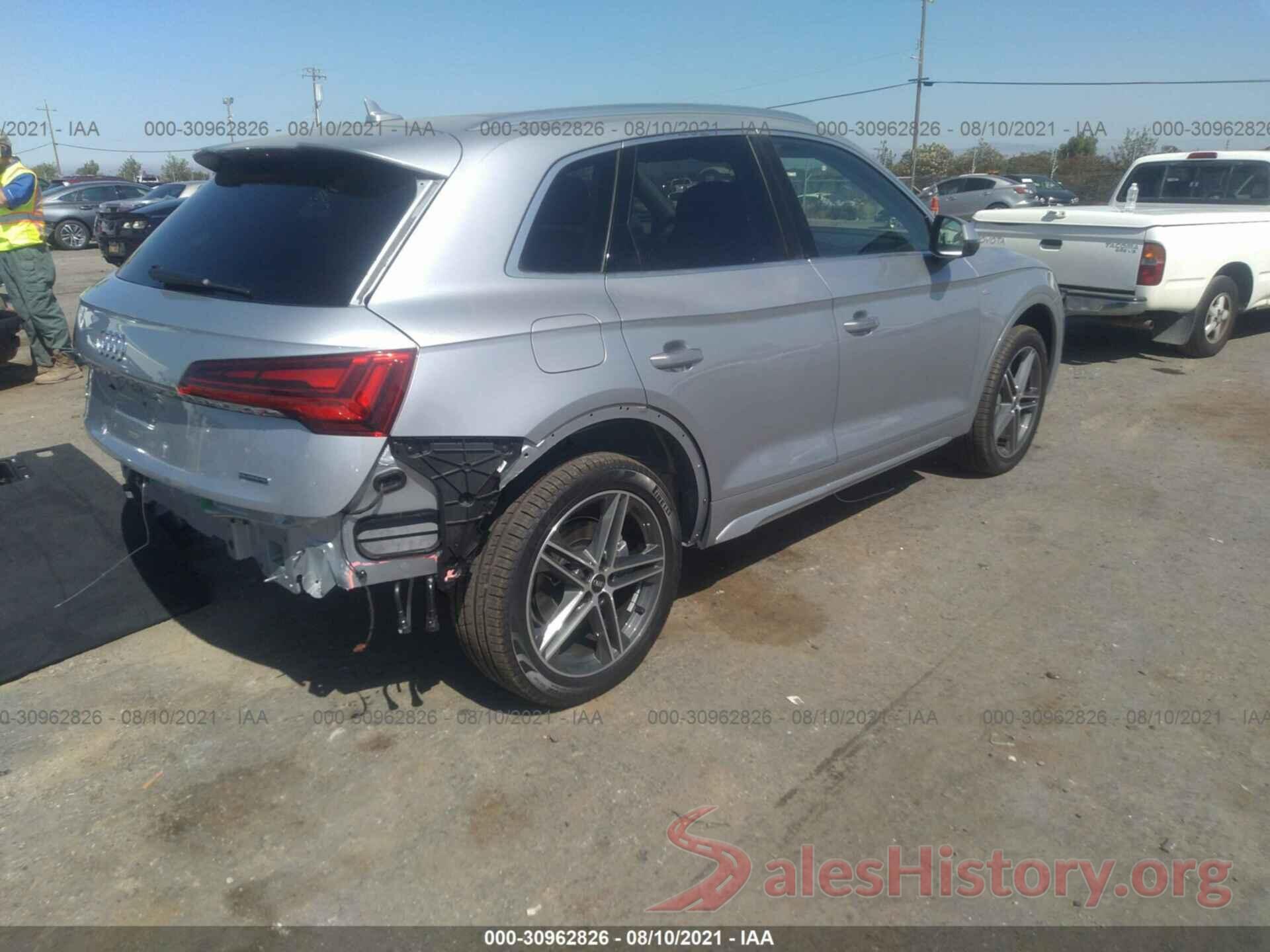 WA1G2AFY1M2051104 2021 AUDI Q5