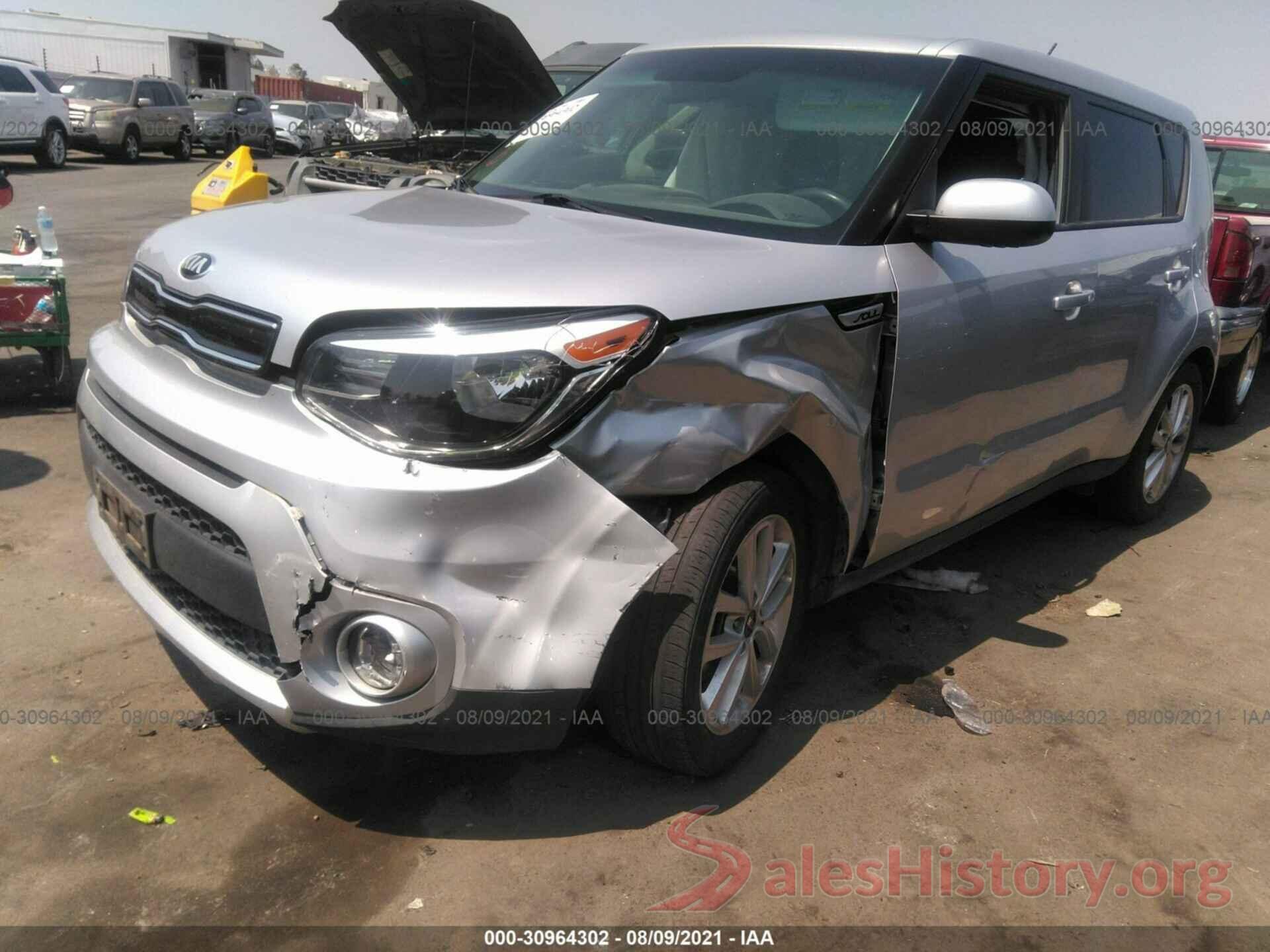 KNDJP3A55J7619195 2018 KIA SOUL