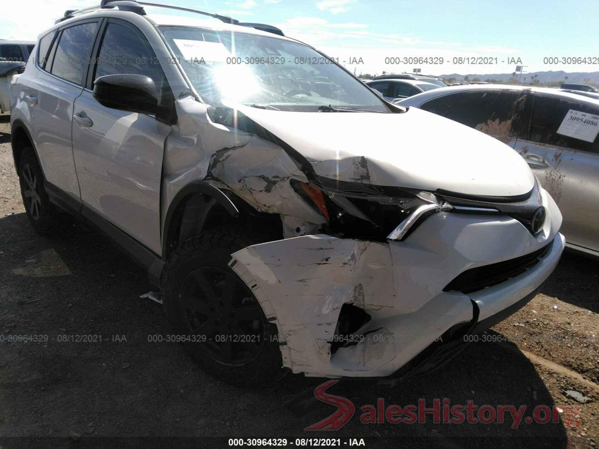 JTMBFREV2JJ722789 2018 TOYOTA RAV4