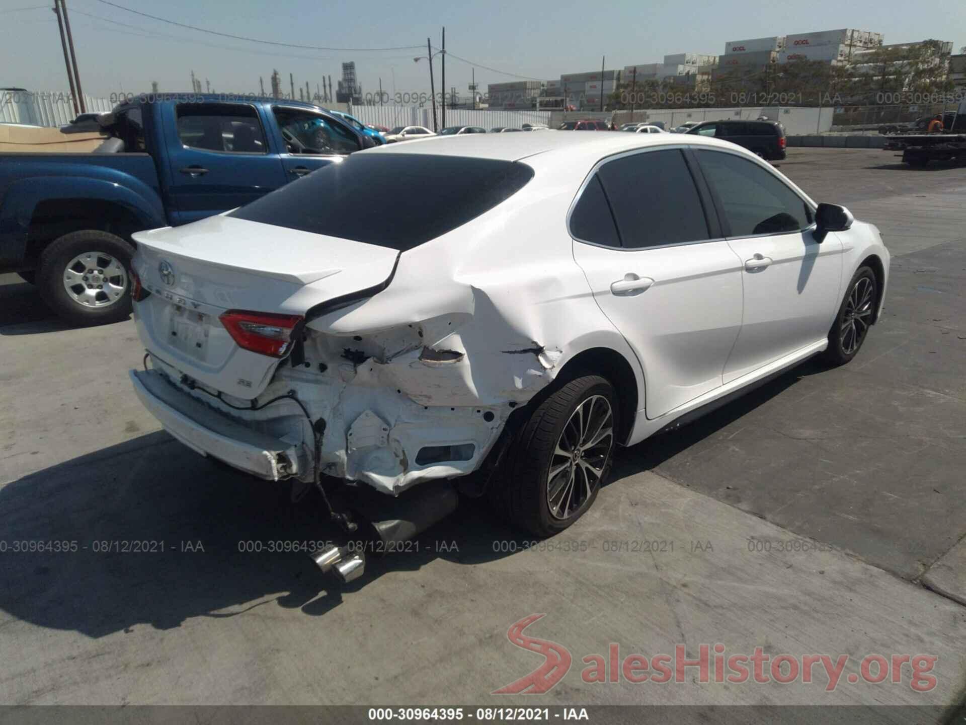 JTNB11HK9J3040641 2018 TOYOTA CAMRY