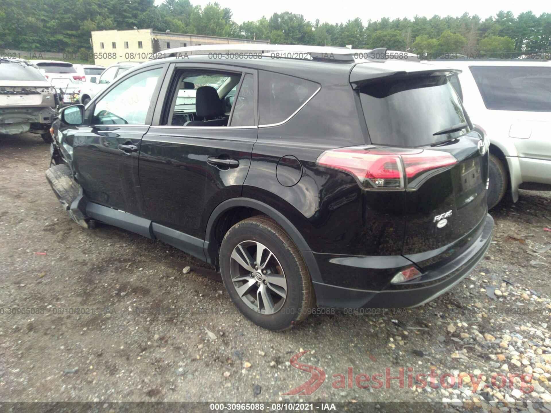 2T3RFREV4JW826118 2018 TOYOTA RAV4