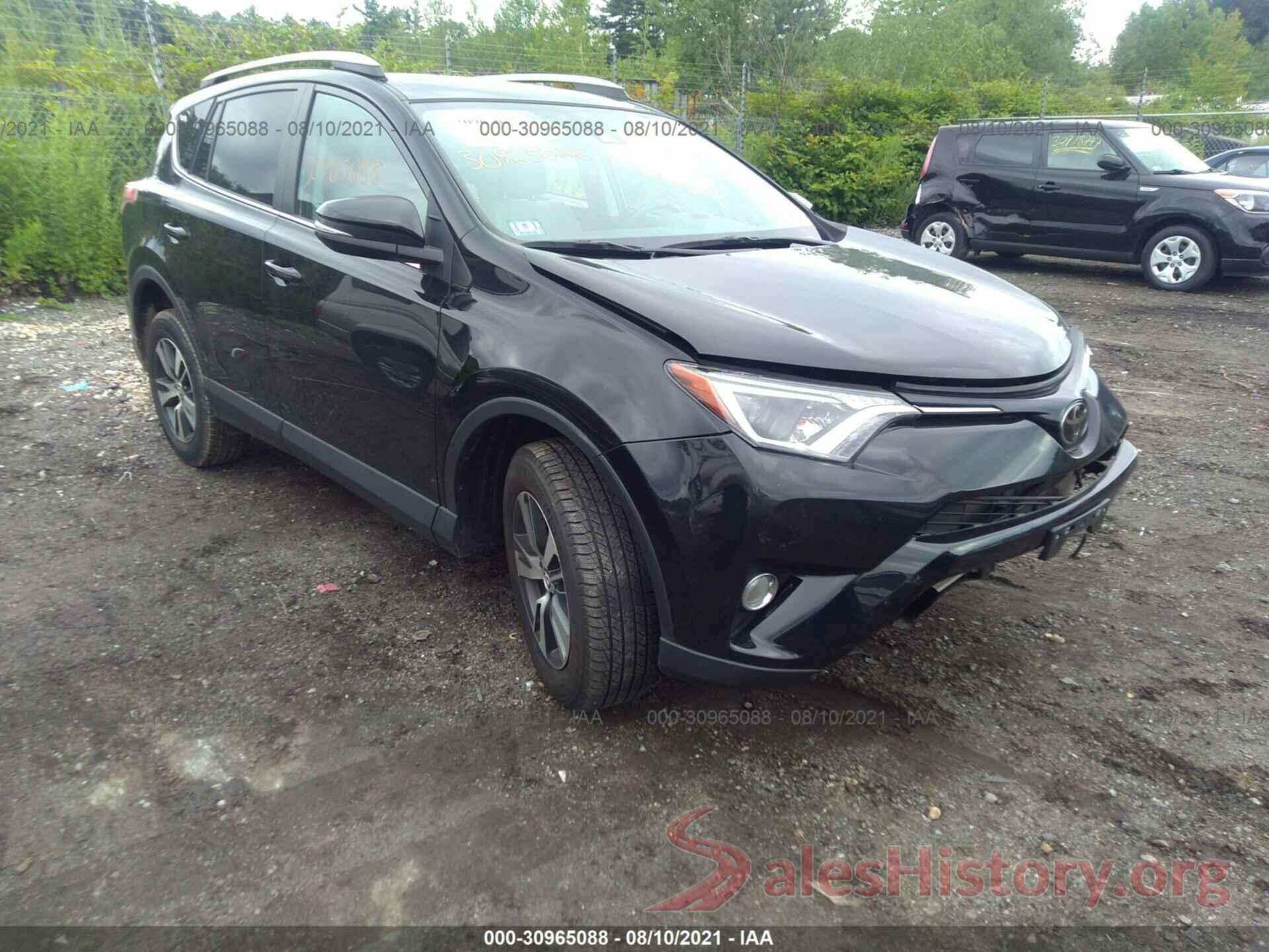 2T3RFREV4JW826118 2018 TOYOTA RAV4