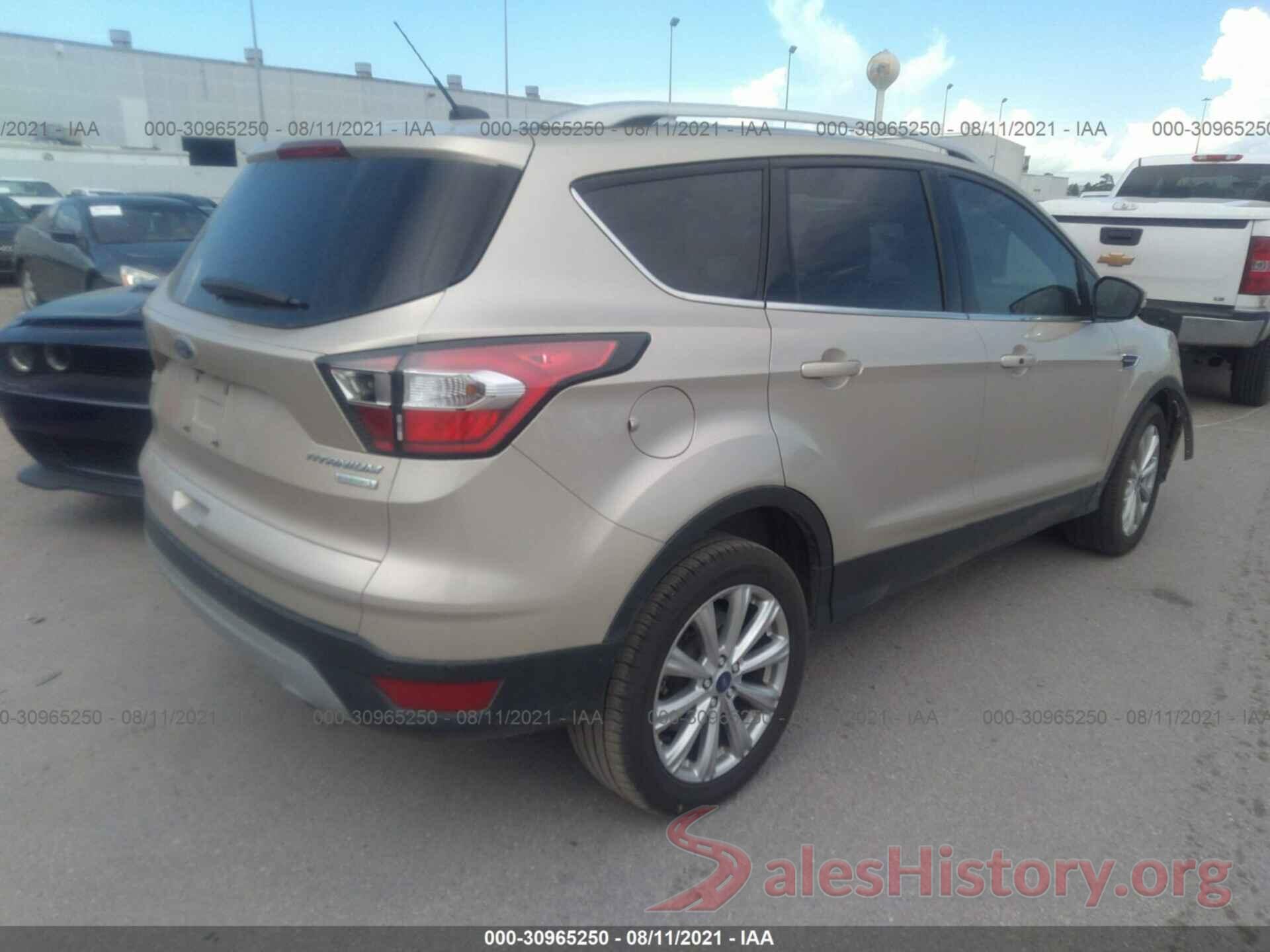 1FMCU0J94HUA60992 2017 FORD ESCAPE