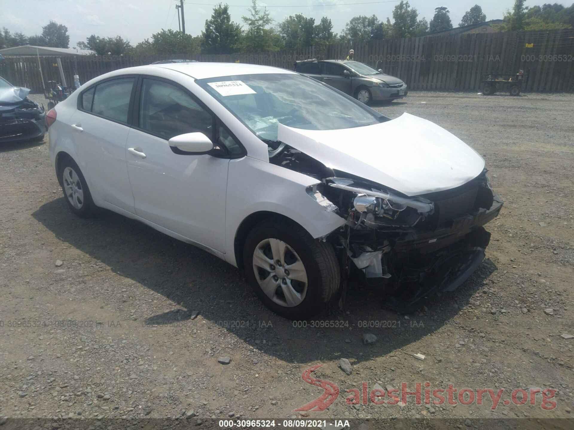 KNAFK4A63G5613609 2016 KIA FORTE