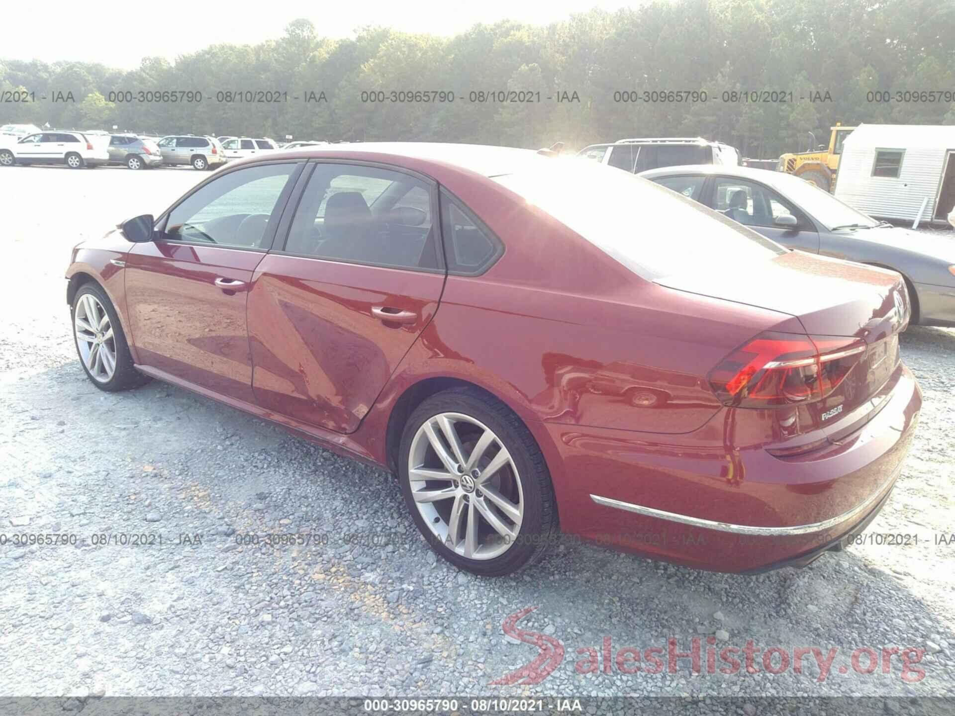 1VWAA7A33JC031761 2018 VOLKSWAGEN PASSAT