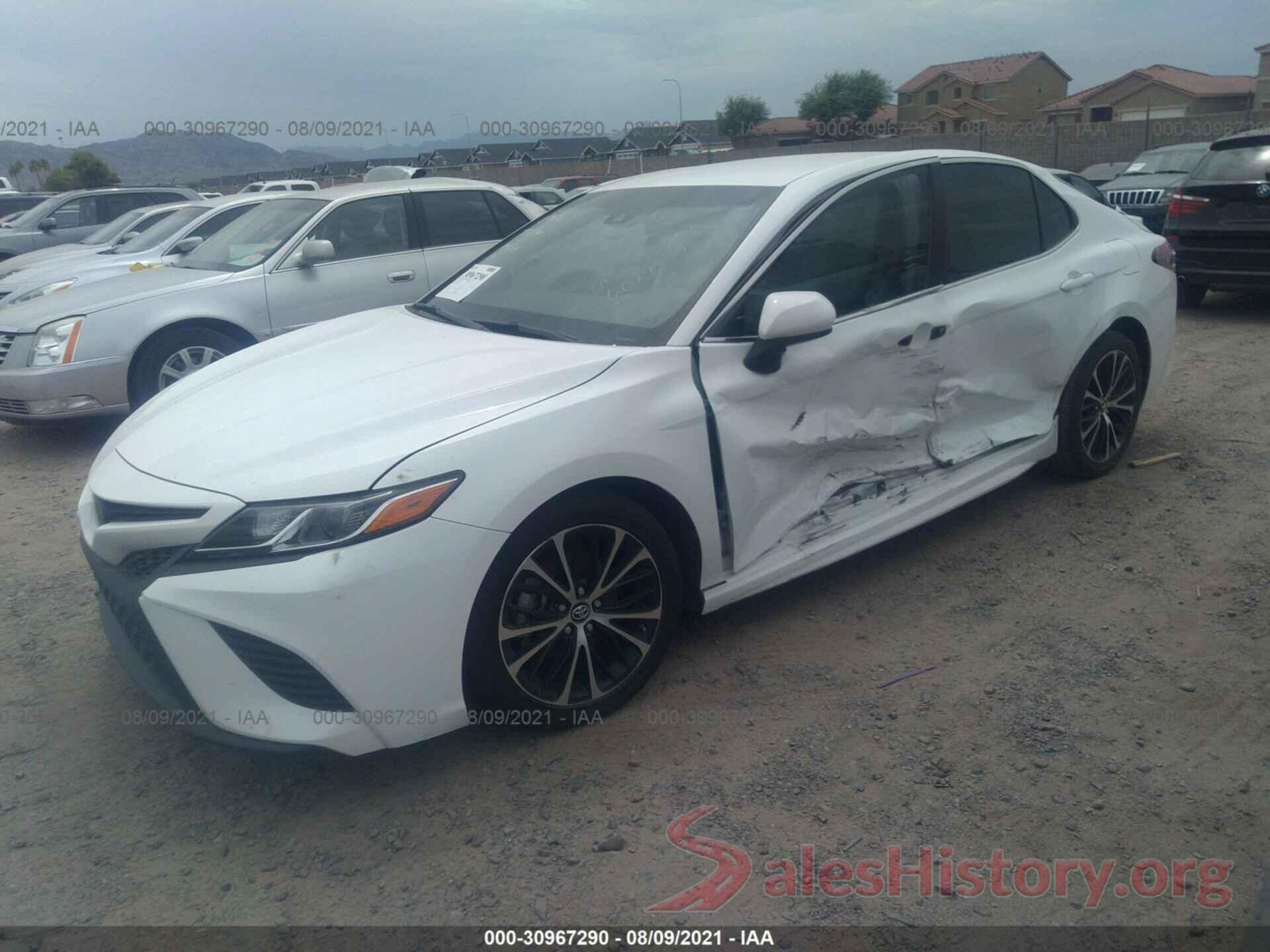 4T1B11HK0JU607930 2018 TOYOTA CAMRY