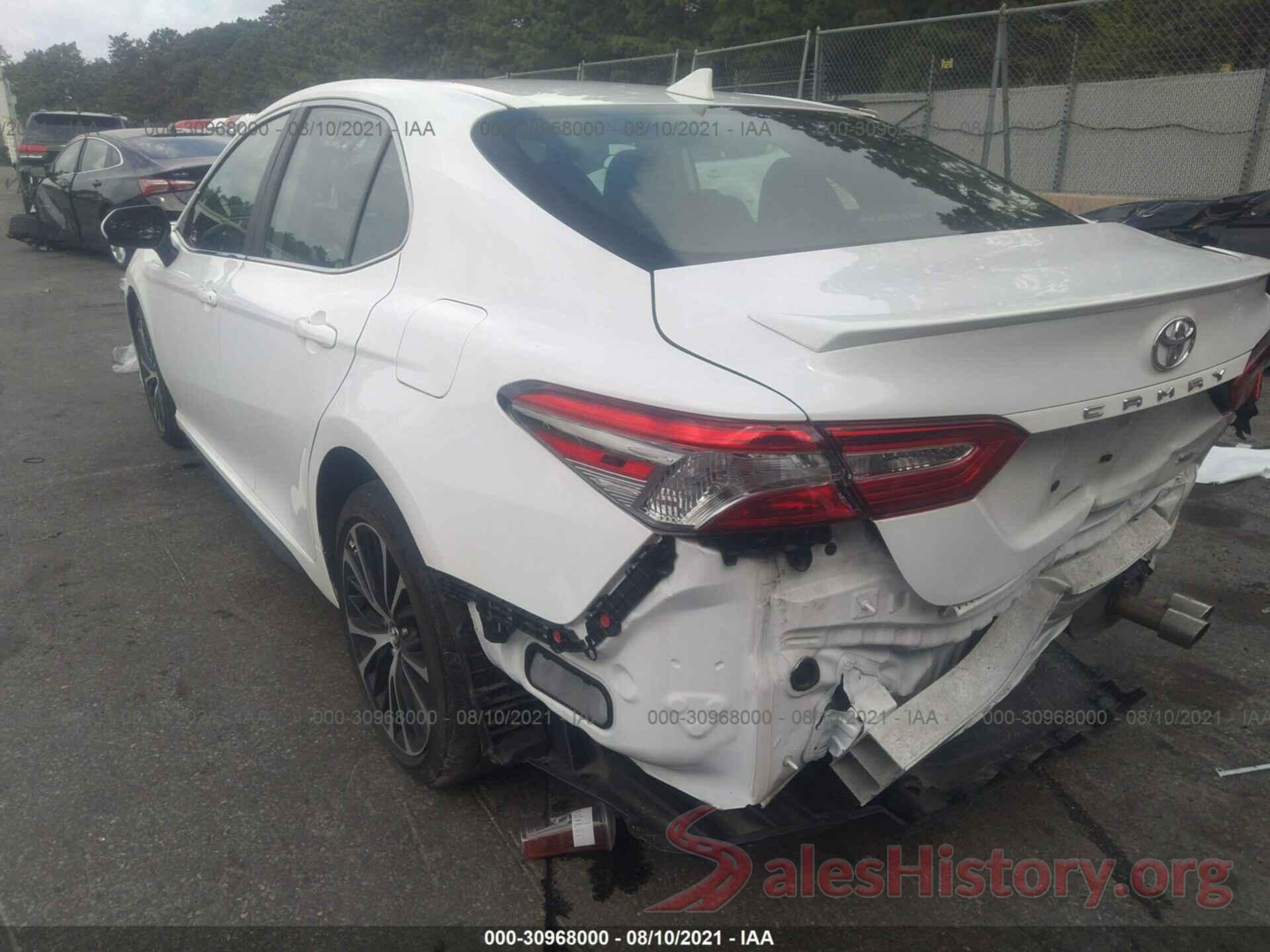 4T1B11HK7KU801677 2019 TOYOTA CAMRY