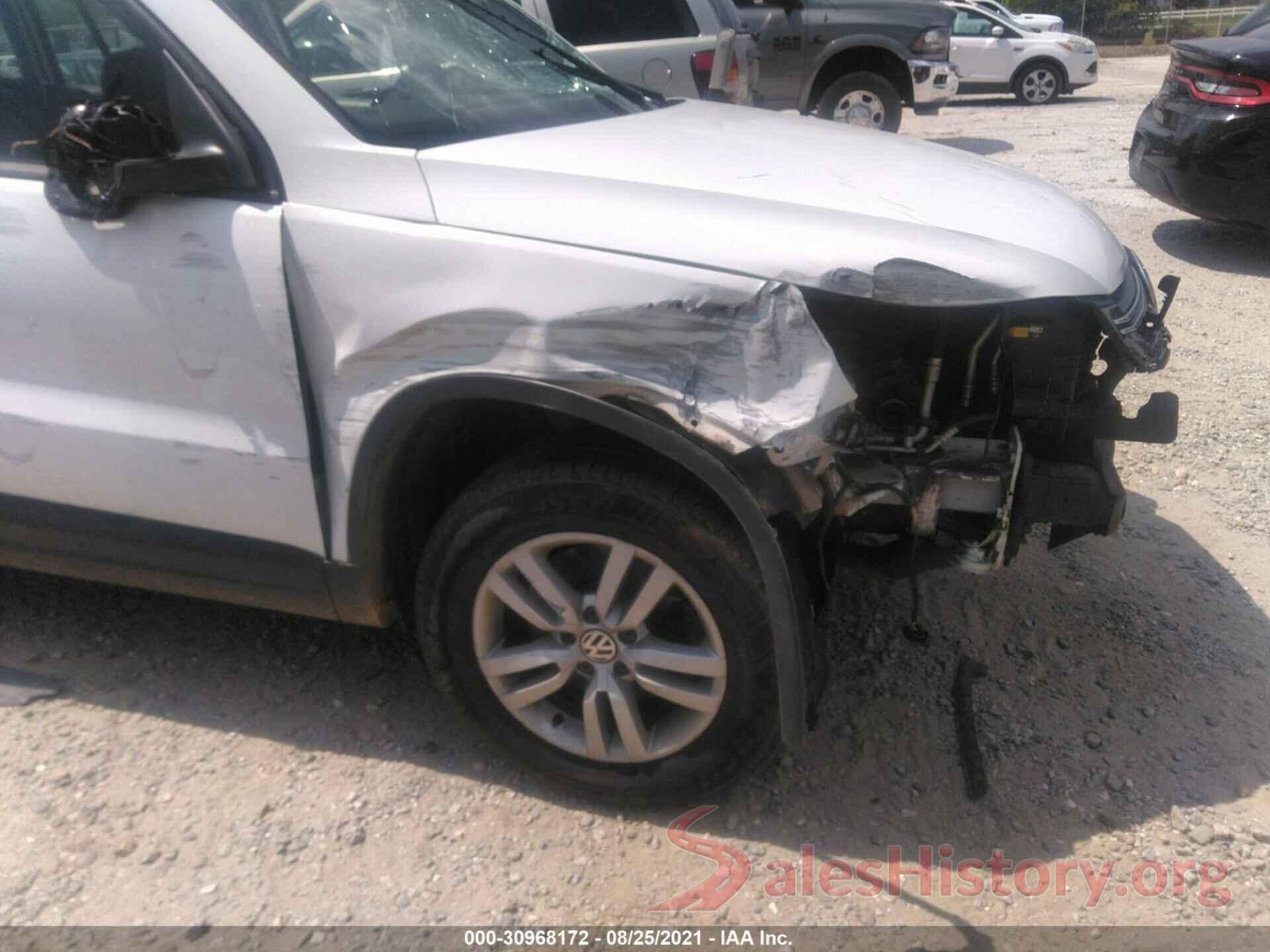 WVGAV7AX0HK004443 2017 VOLKSWAGEN TIGUAN