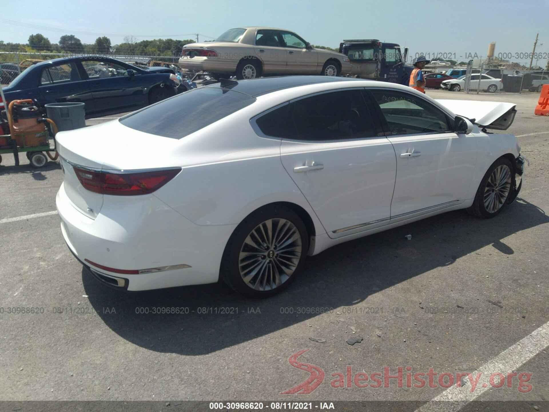 KNALC4J14H5086377 2017 KIA CADENZA