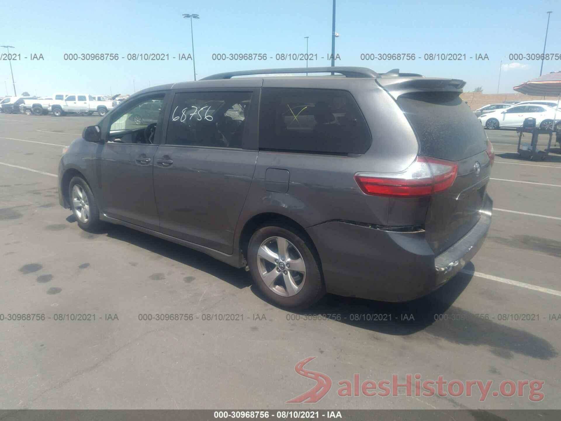 5TDKZ3DC4JS952597 2018 TOYOTA SIENNA