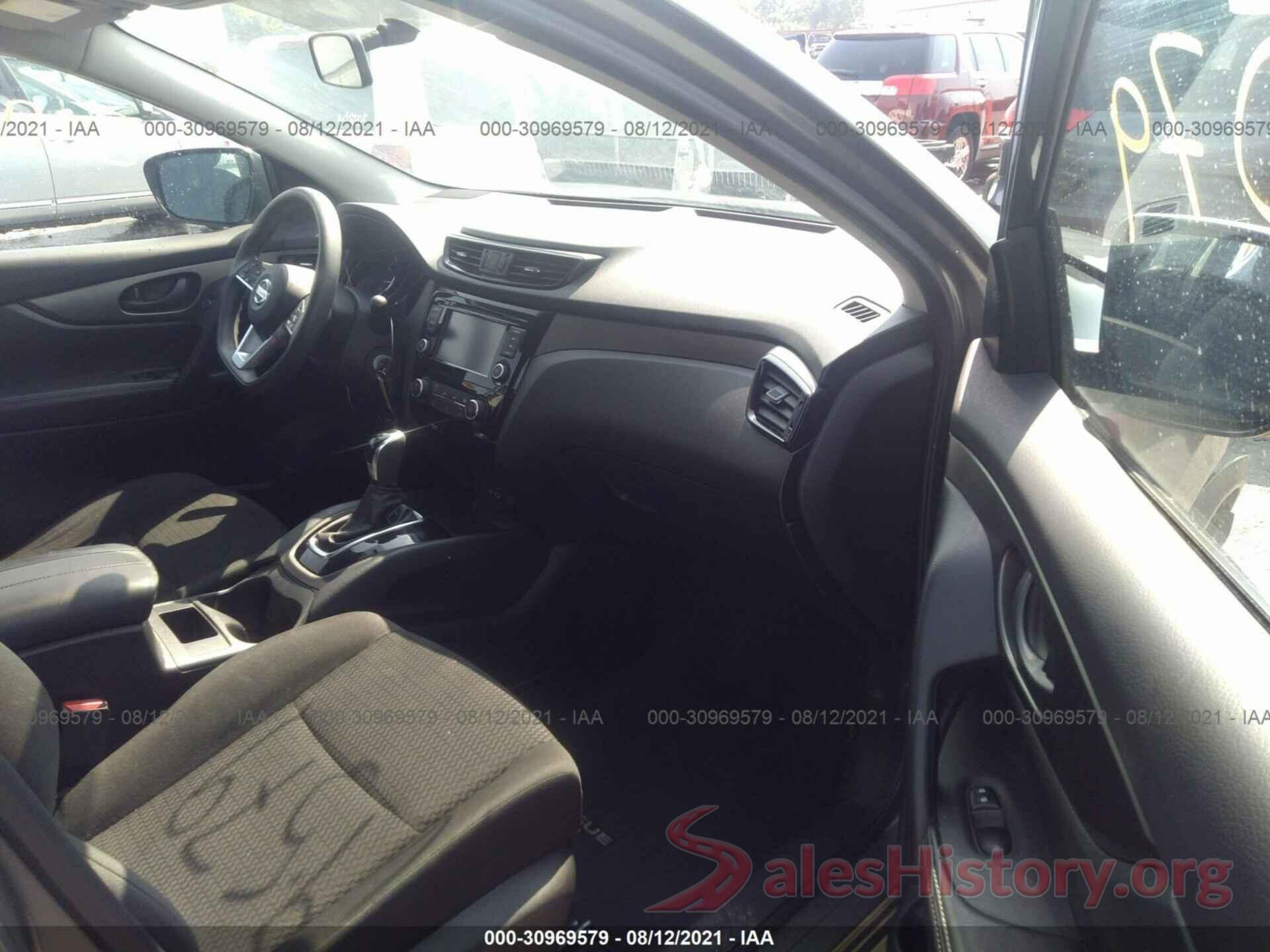 JN1BJ1CP9KW228053 2019 NISSAN ROGUE SPORT