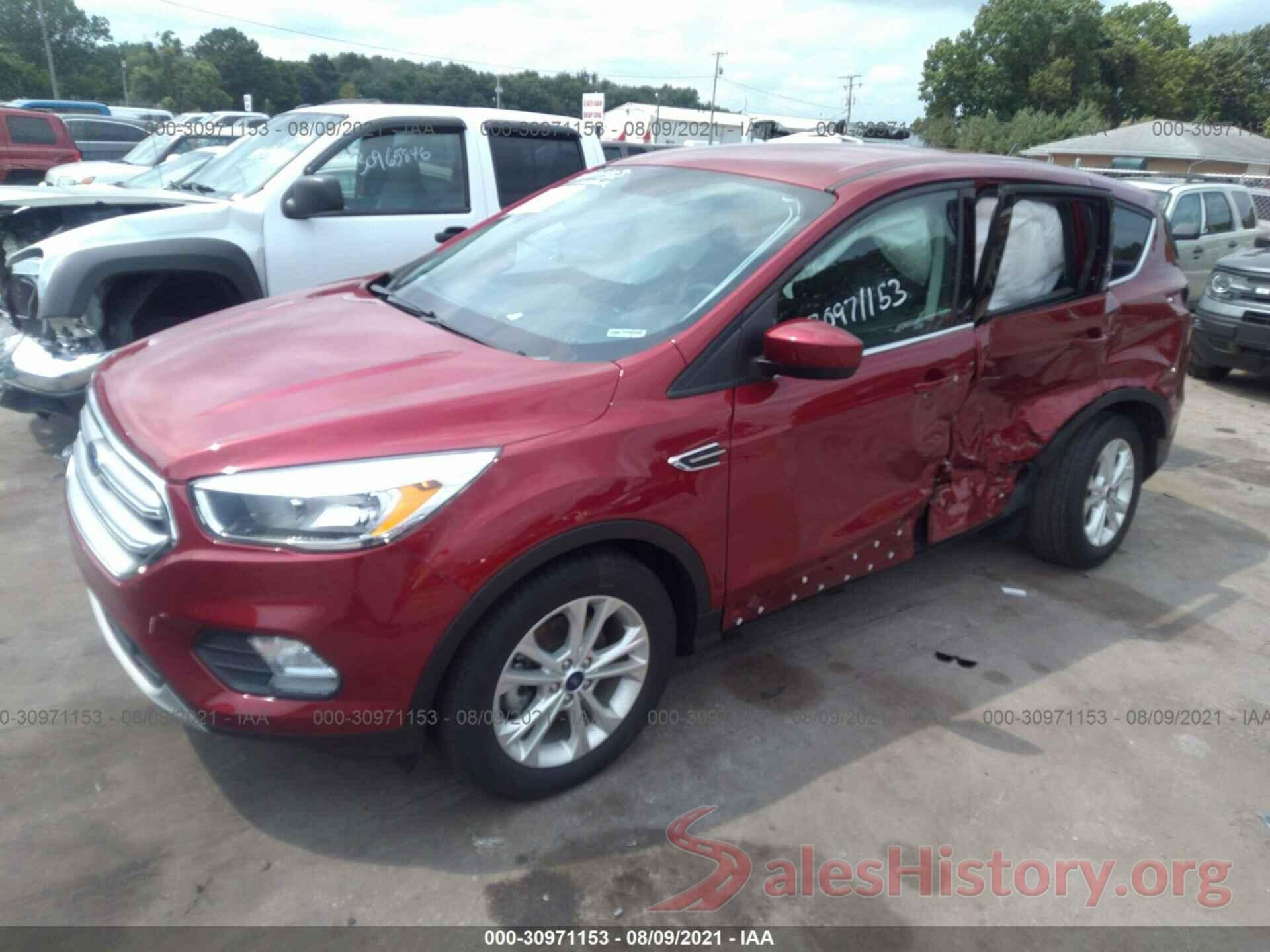 1FMCU0GD3HUE92419 2017 FORD ESCAPE